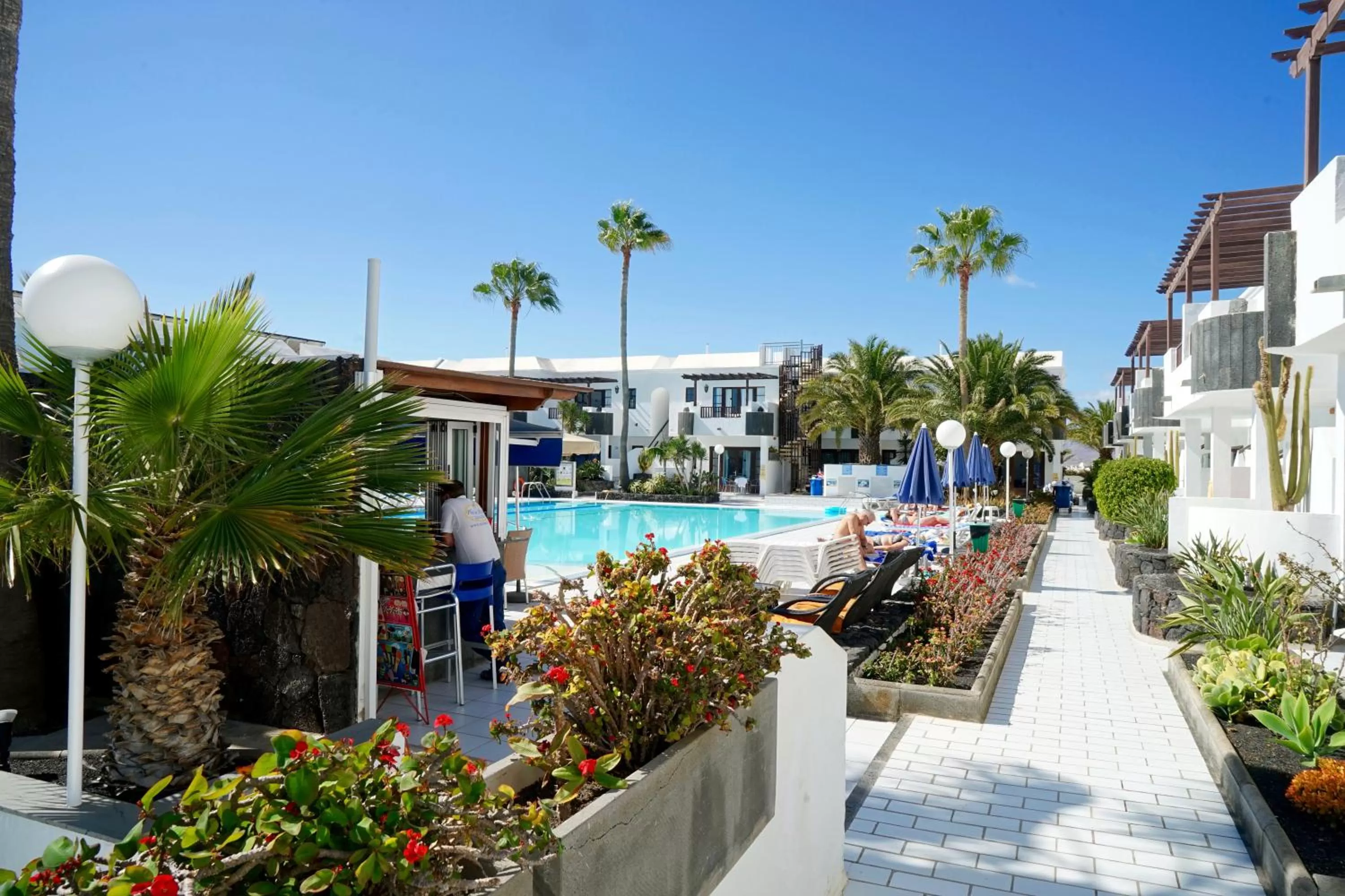 Pool view in Plaza Azul