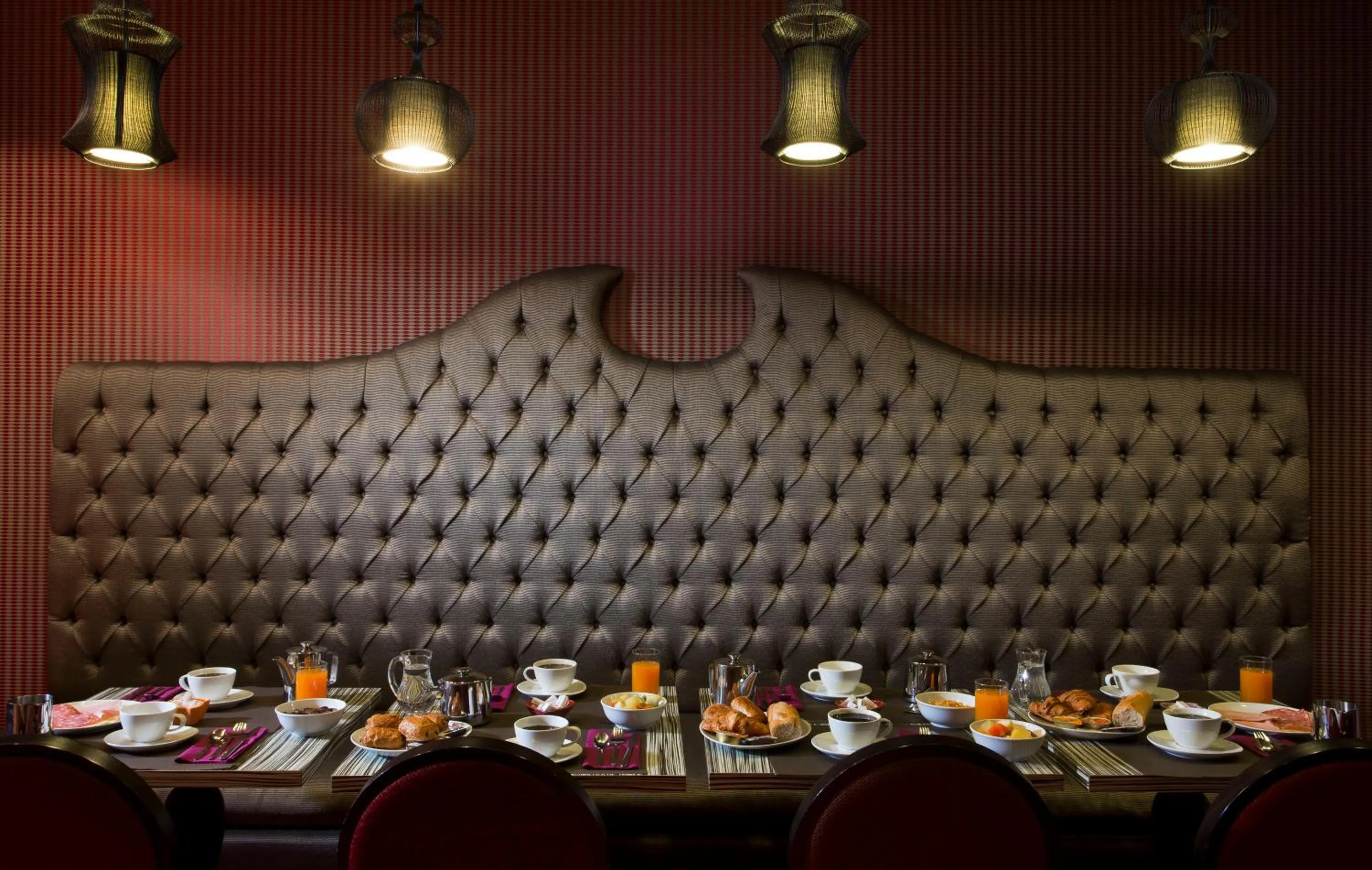 Food and drinks in Hôtel Du Prince Eugène