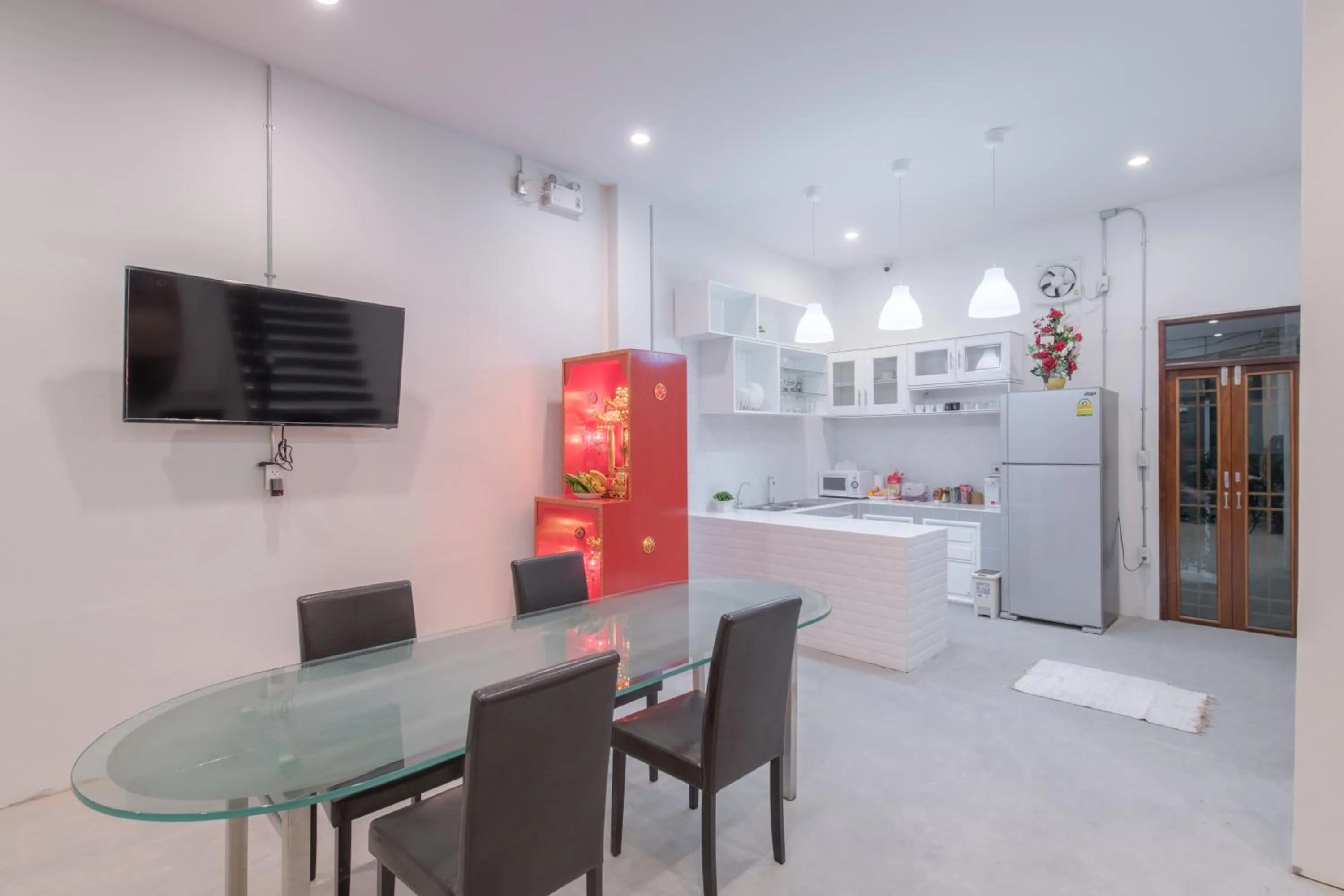 Lobby or reception in Tiny Taladnoi Hostel