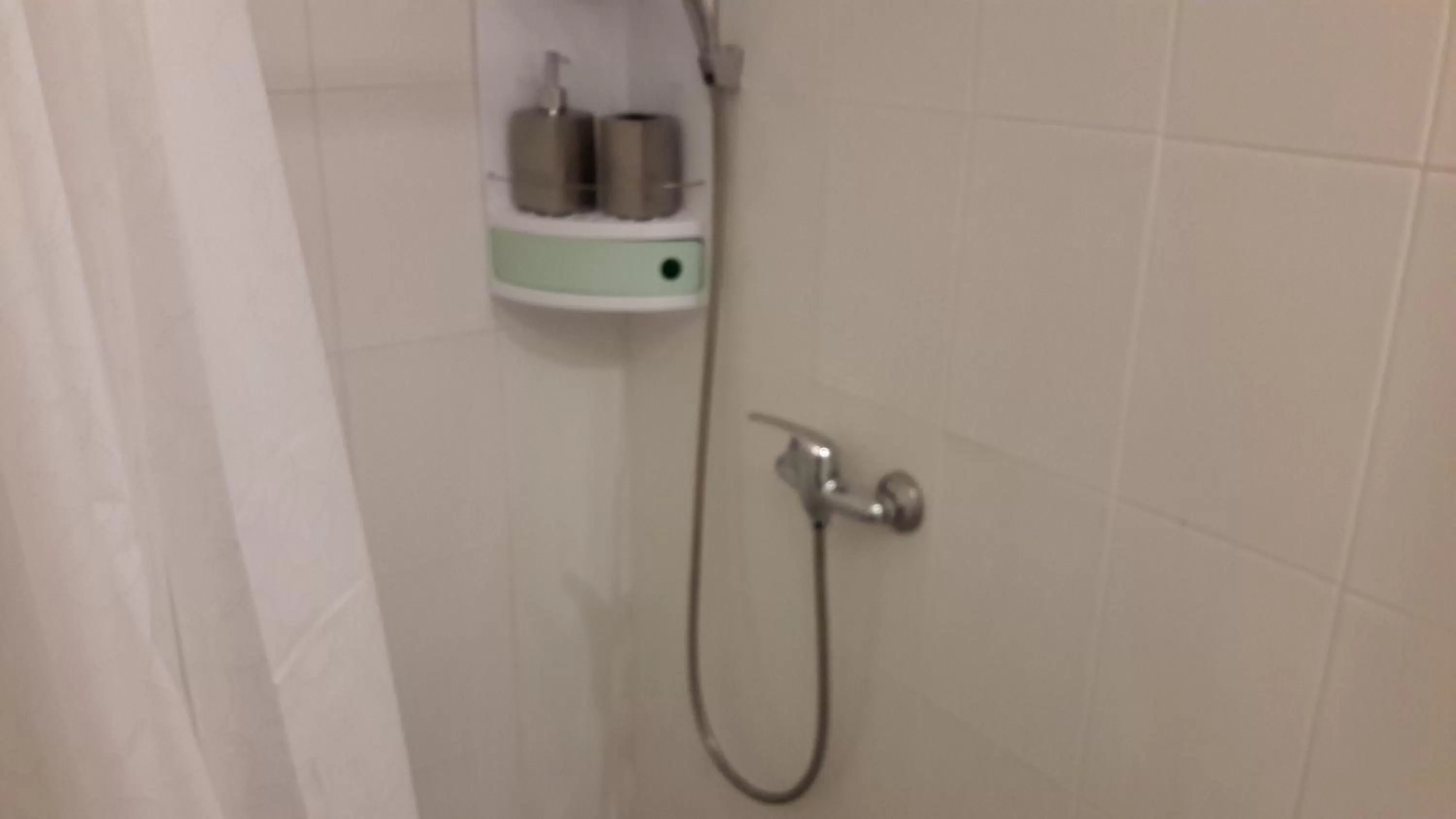 Bathroom in The Floor Piata Unirii