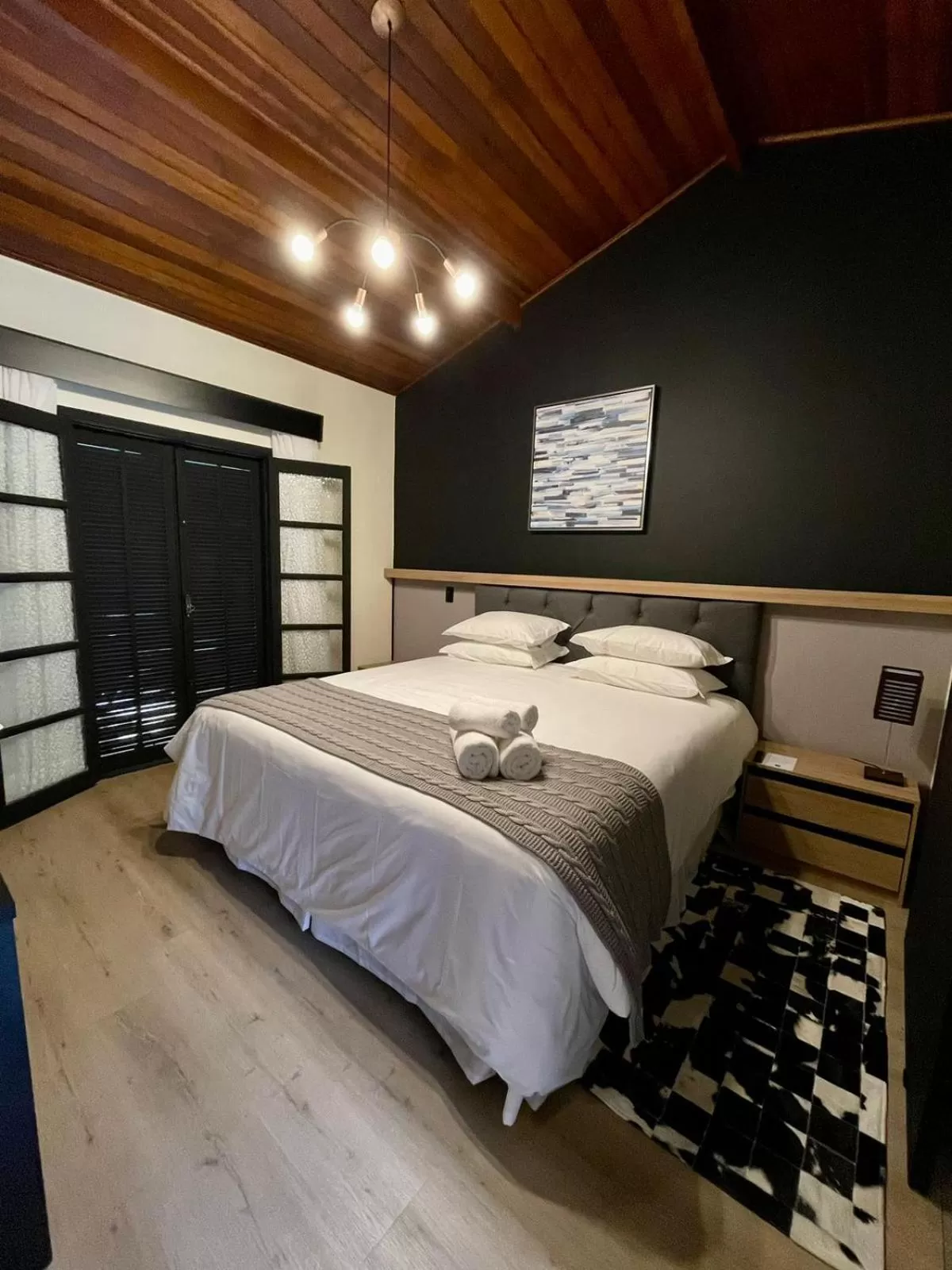 Photo of the whole room, Bed in Pousada Terrazzo Bonjardim - by Easy Hotéis