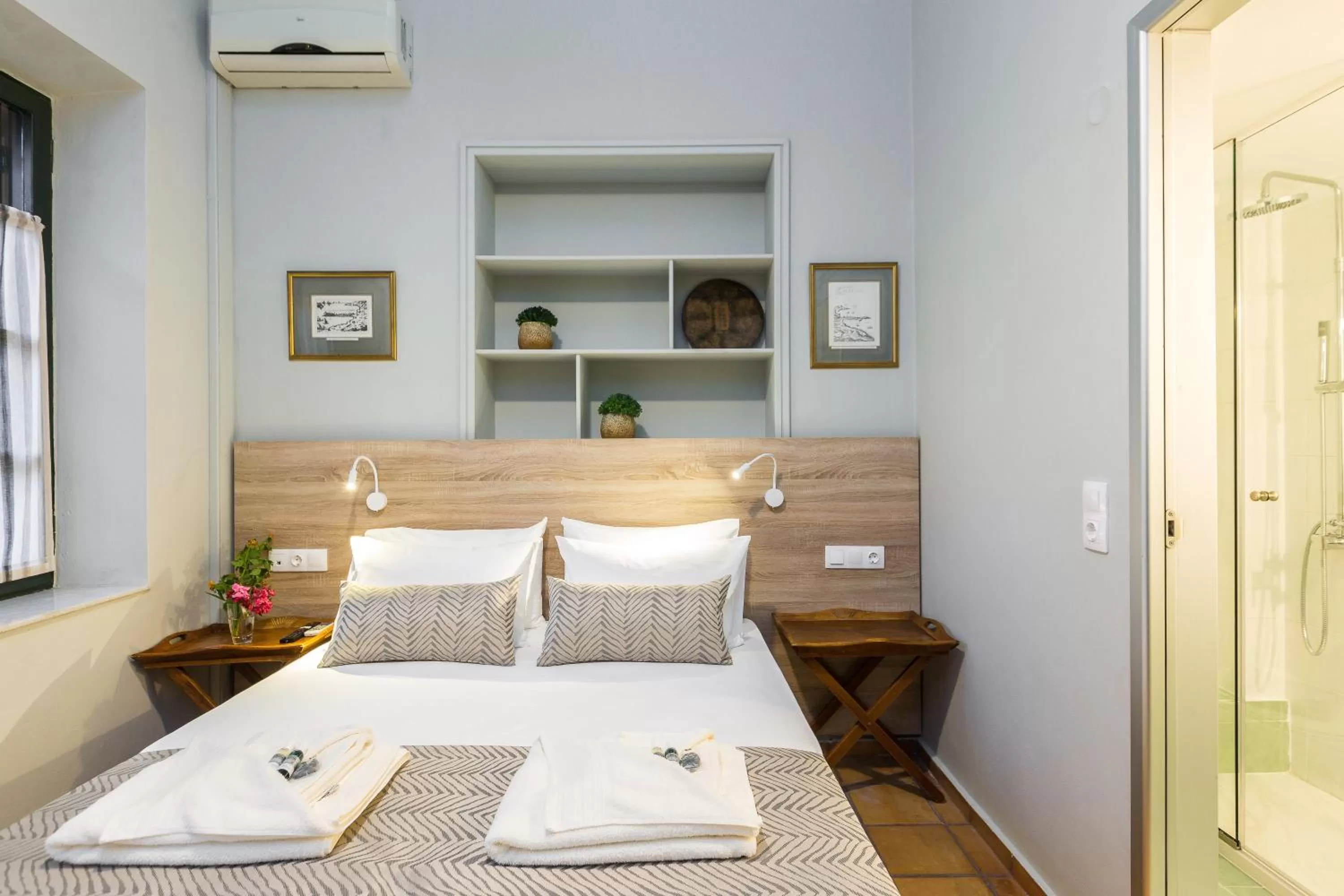 Bed in Ink Hotels House of Europe