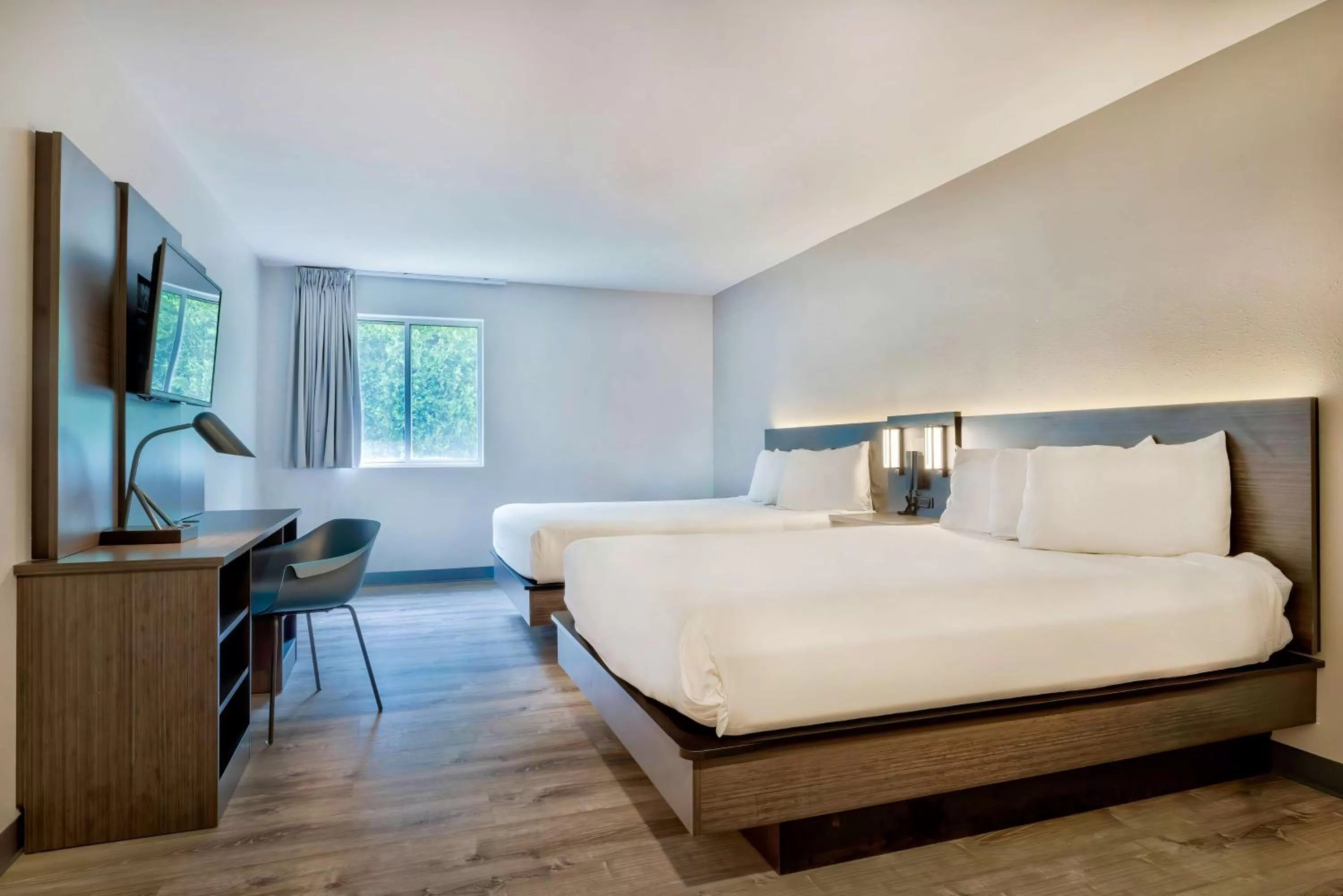 Bedroom, Bed in Motel 6 Bethel, CT - Danbury