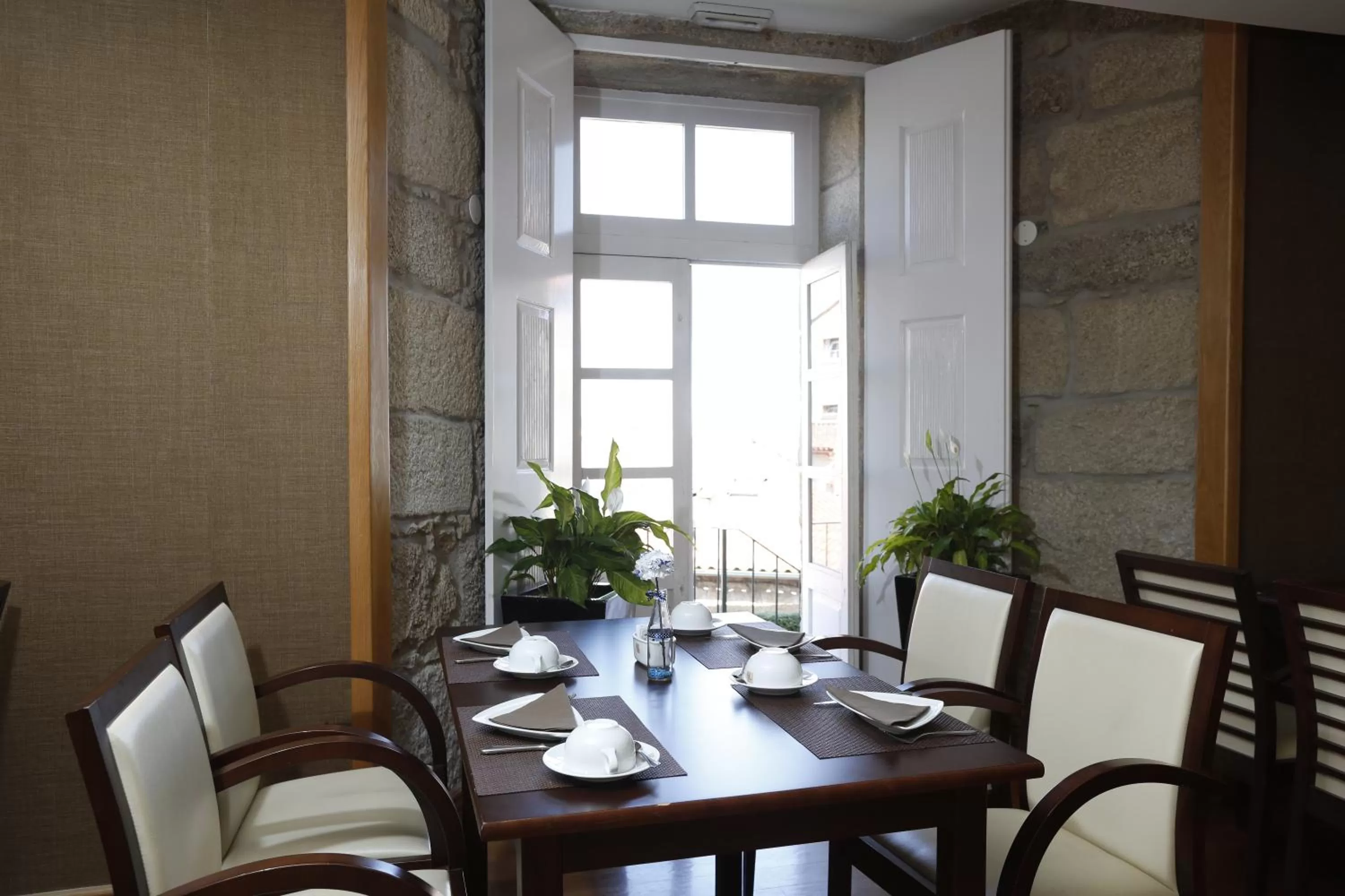 Restaurant/places to eat in Montebelo Palácio dos Melos Viseu Historic Hotel