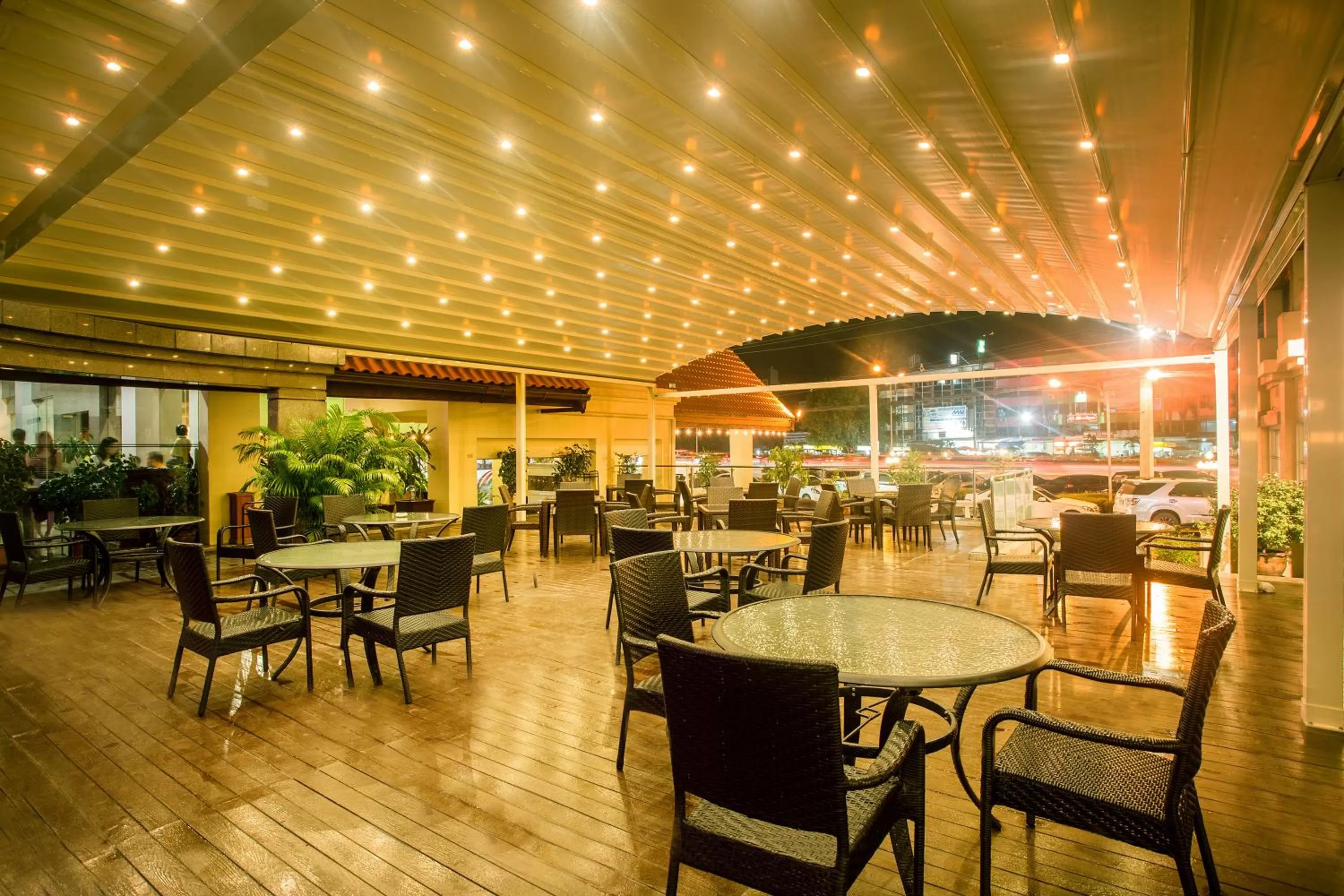 Communal lounge/ TV room in Chiangmai Grandview Hotel & Convention Center