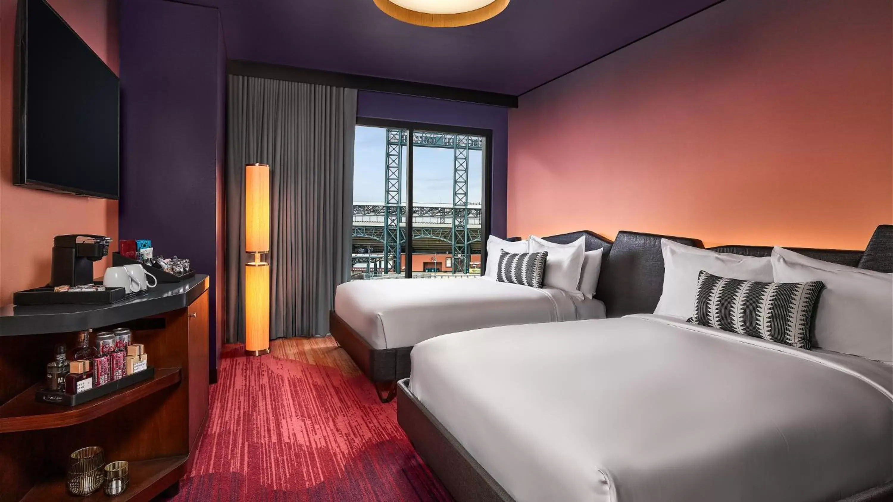 Superior Queen Room in The Rally Hotel at McGregor Square Superior Queen Room in The Rally Hotel at McGregor Square