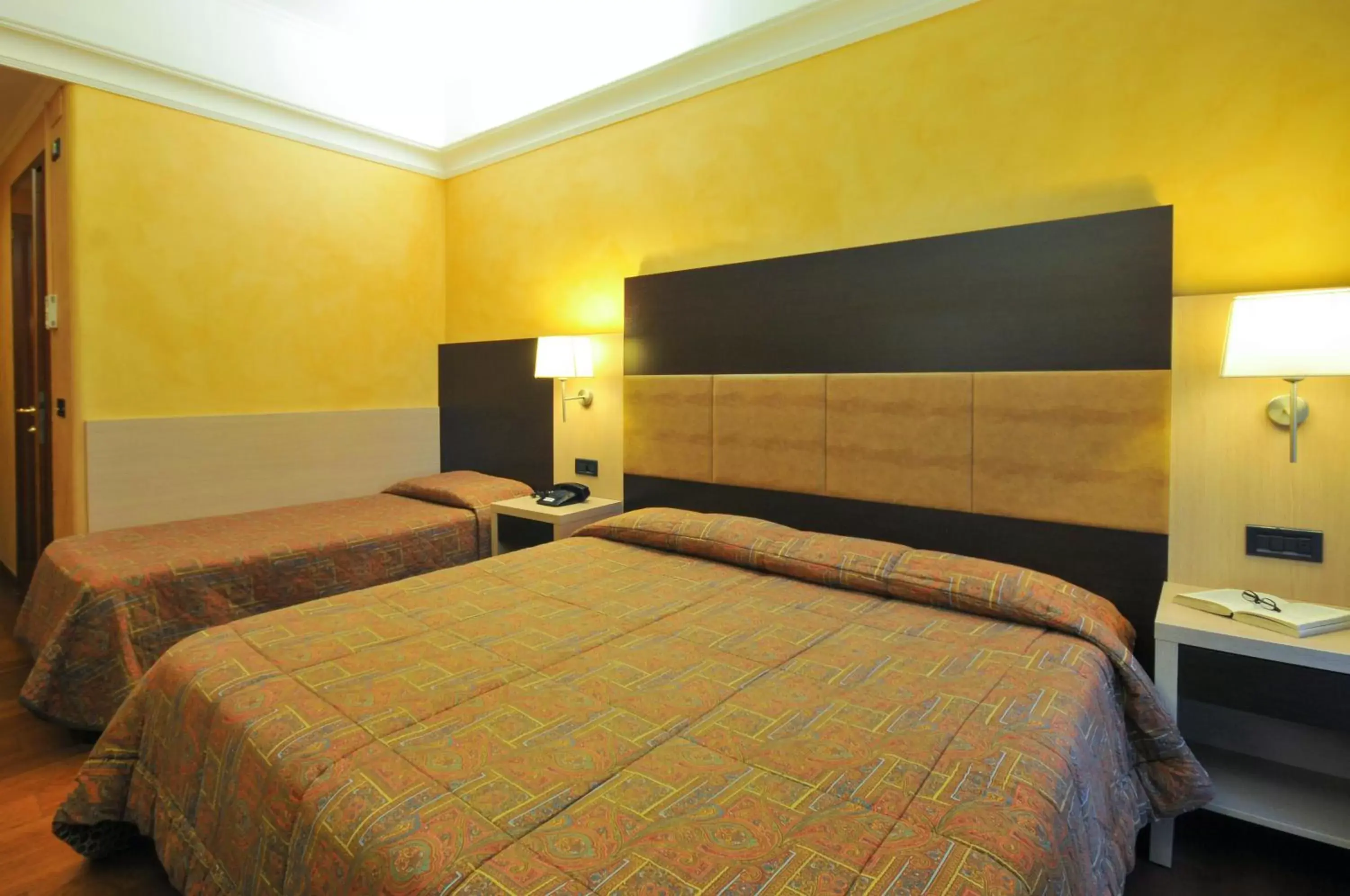 Triple Room in Hotel Enrichetta Triple Room in Hotel Enrichetta