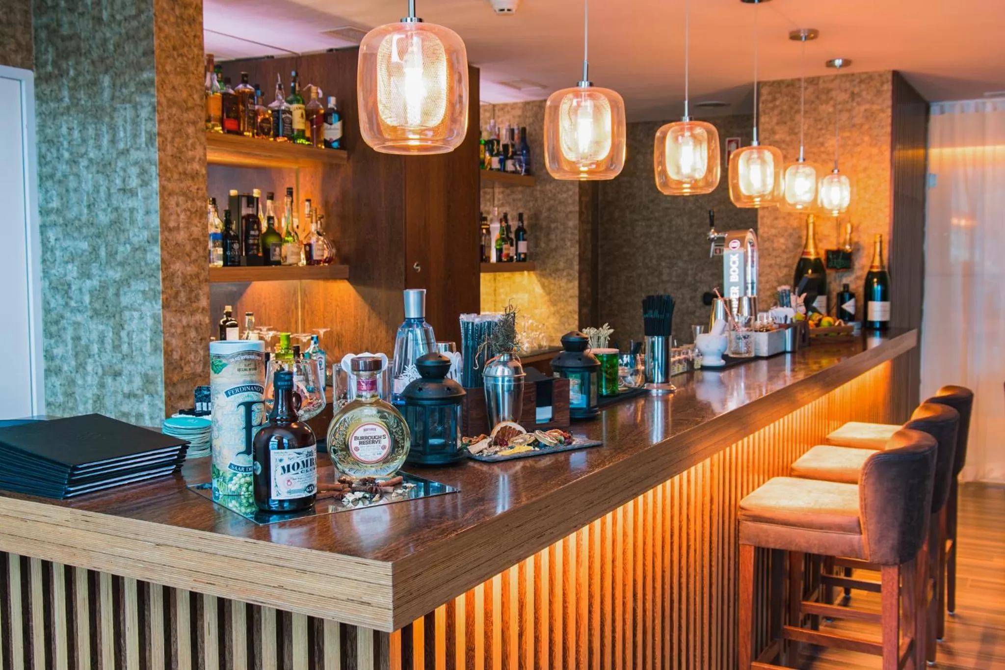 Lounge or bar in VidaMar Resort Hotel Algarve