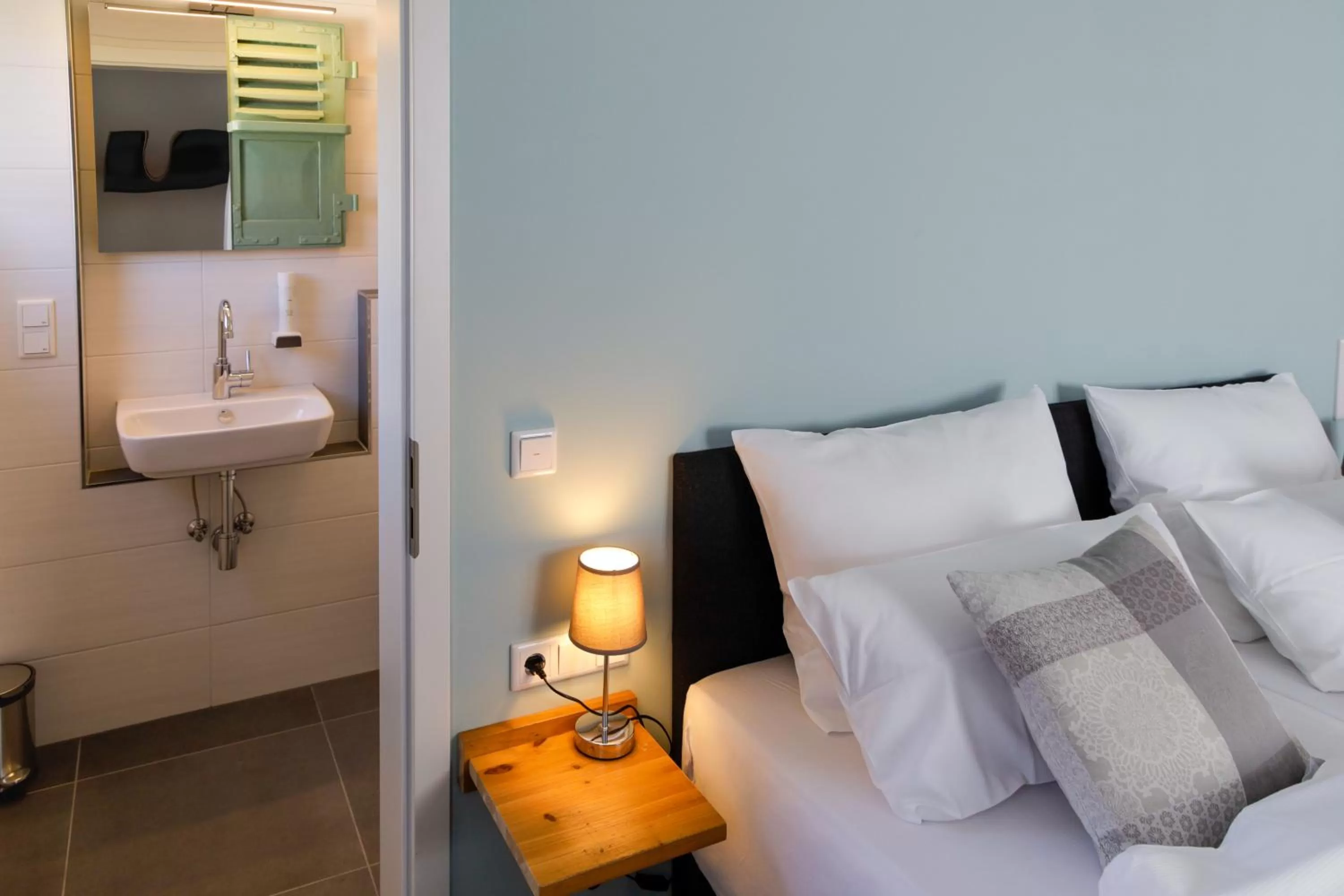 Bed in Hotel Brasserie Chaussee