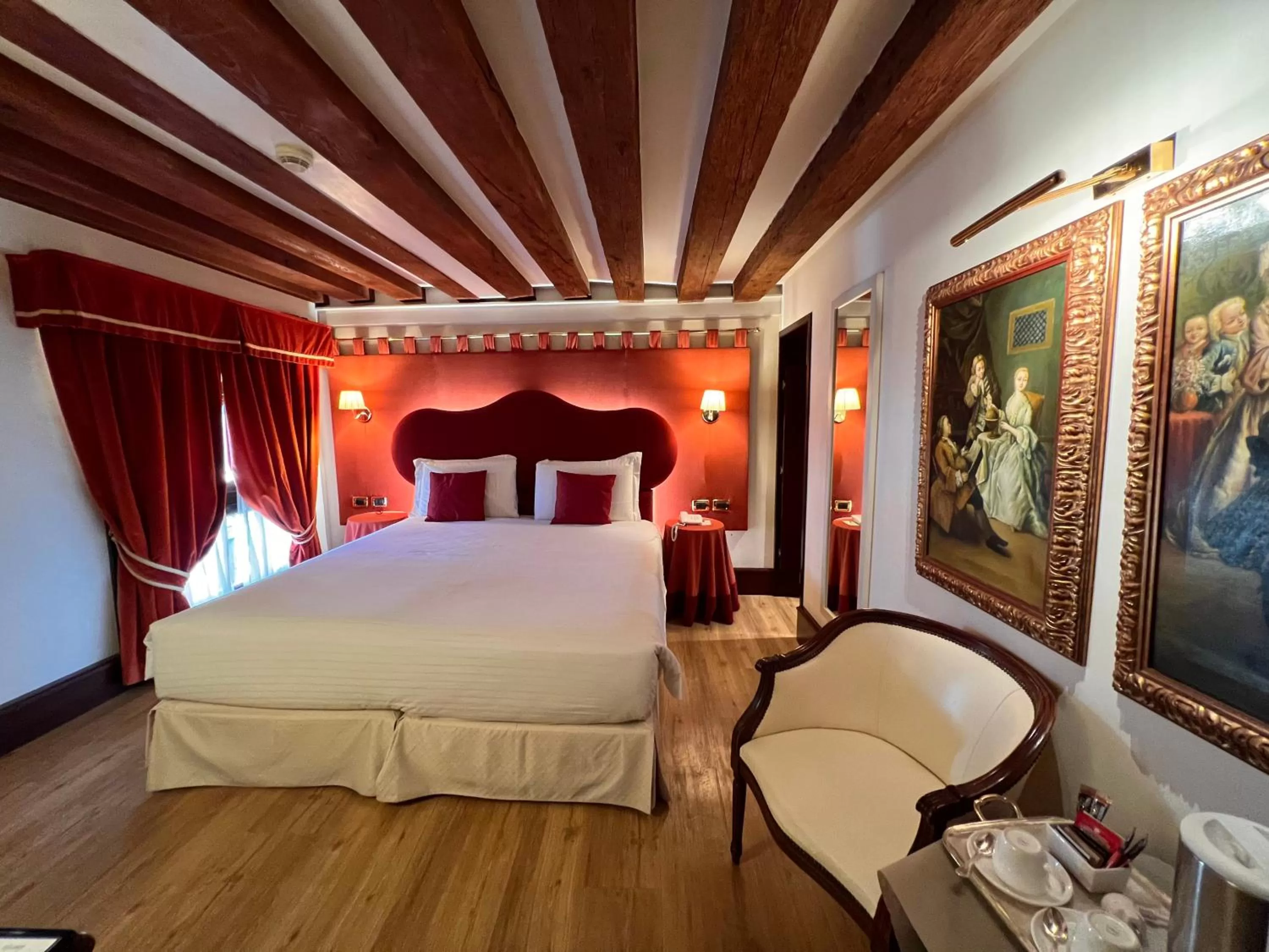 Bedroom, Bed in Ruzzini Palace Hotel