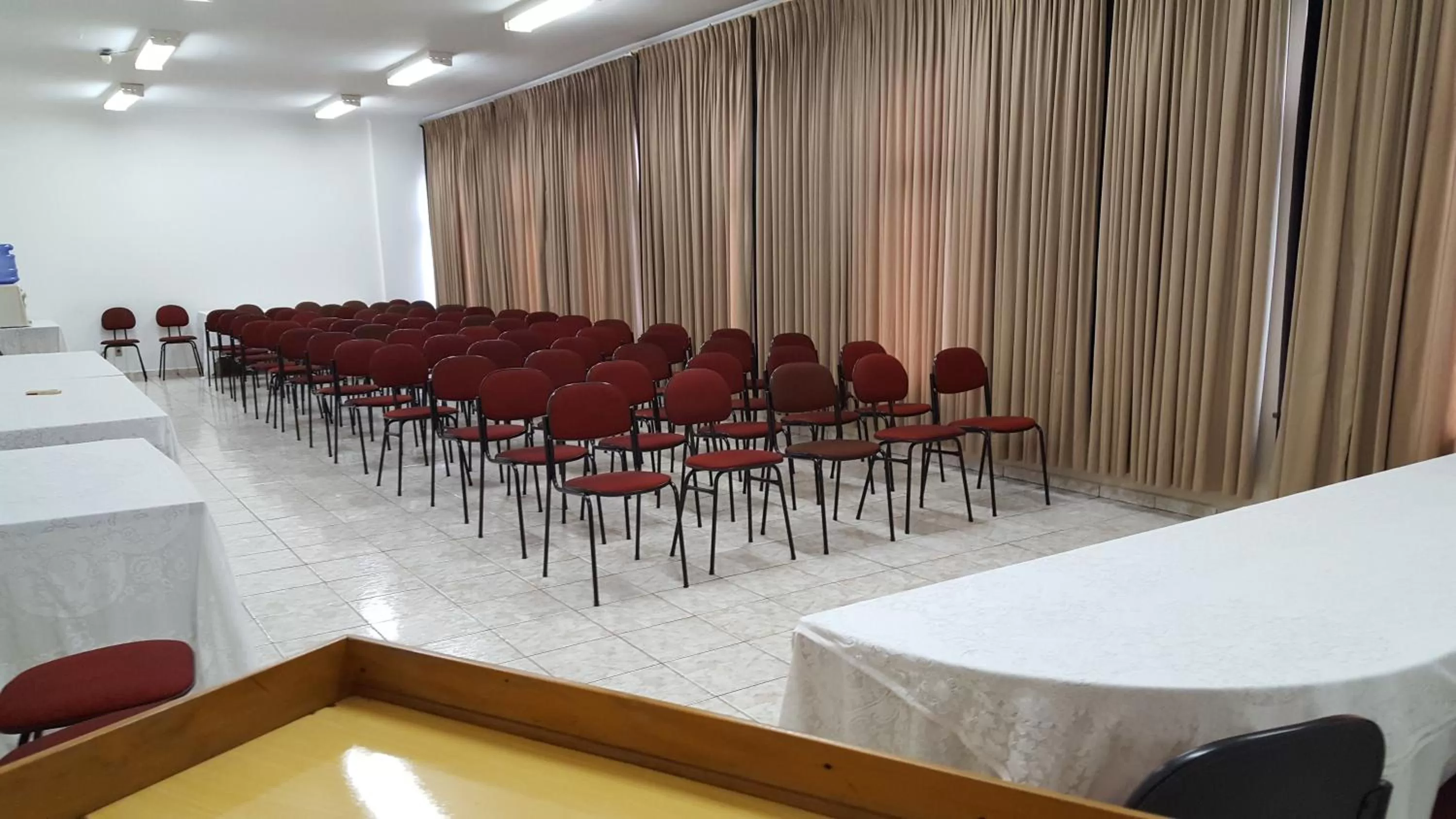 Meeting/conference room in Fenícia Palace Hotel