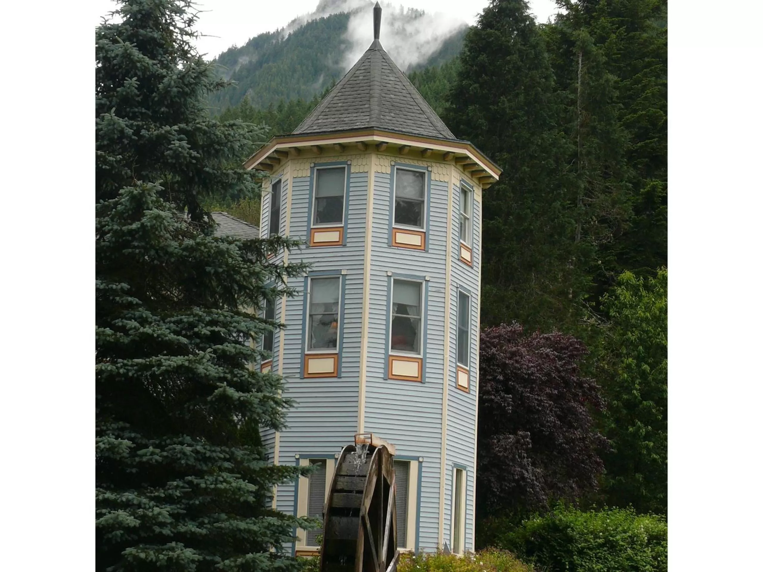 Floor plan in Alexander's Lodge
