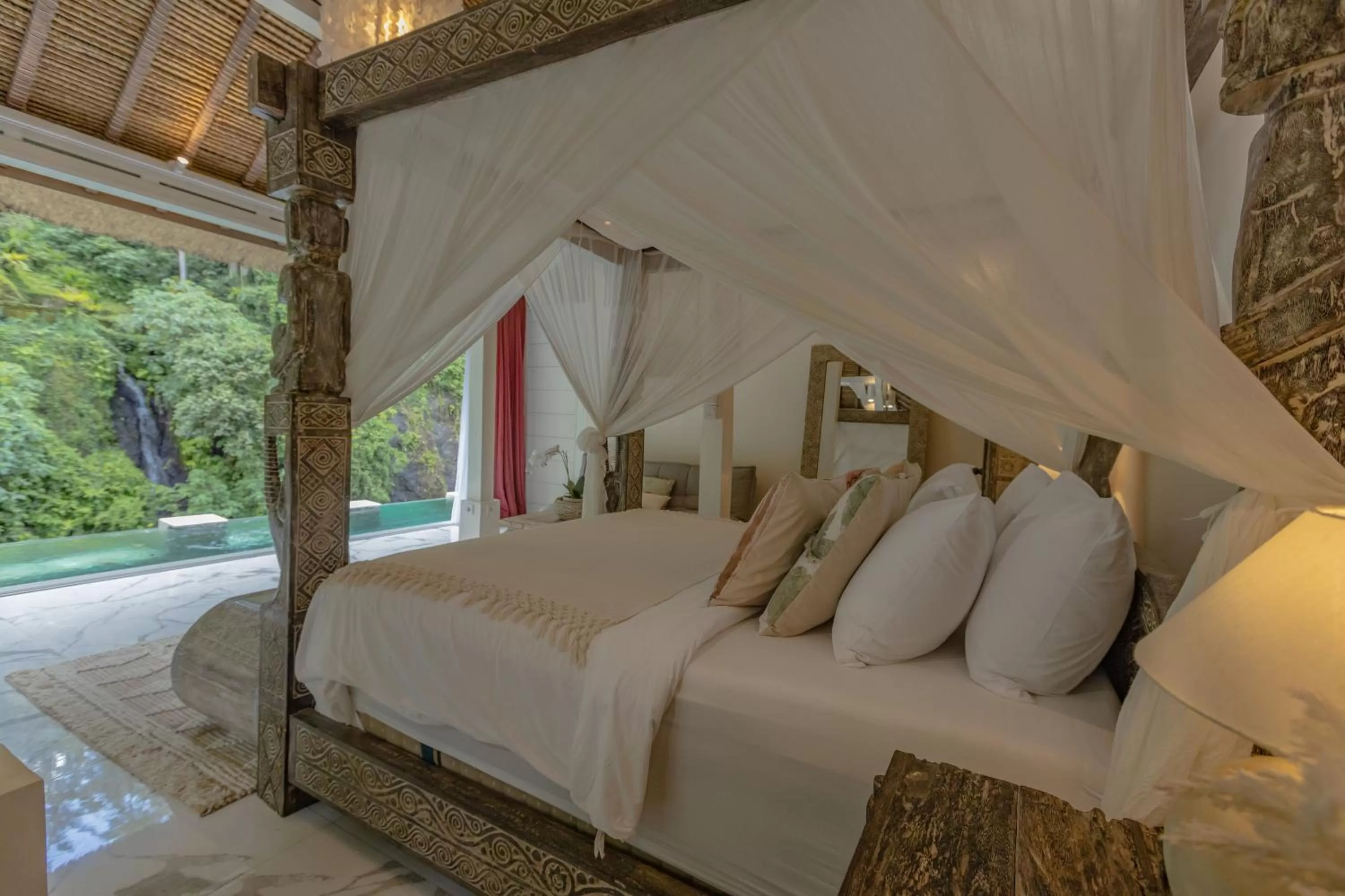 Bed in Villa Cella Bella Ubud