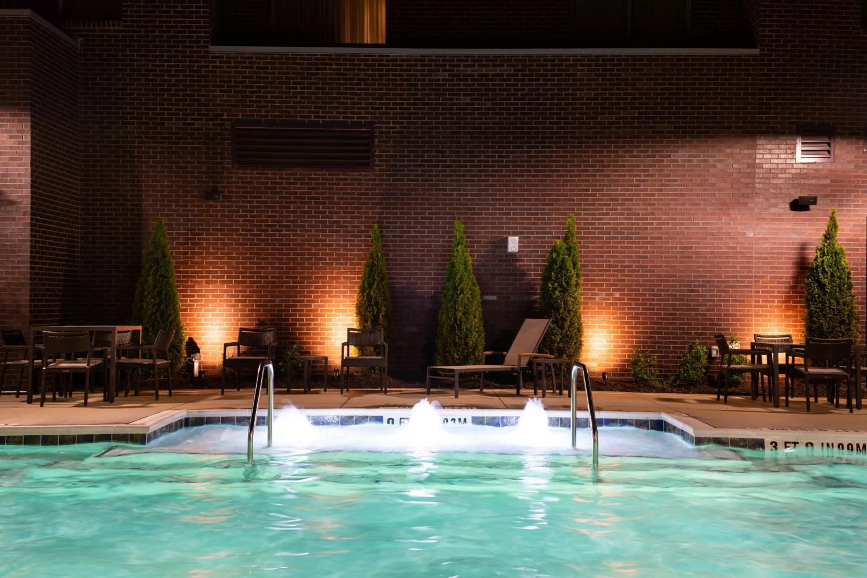 Swimming pool in Residence Inn by Marriott Charlotte Northlake