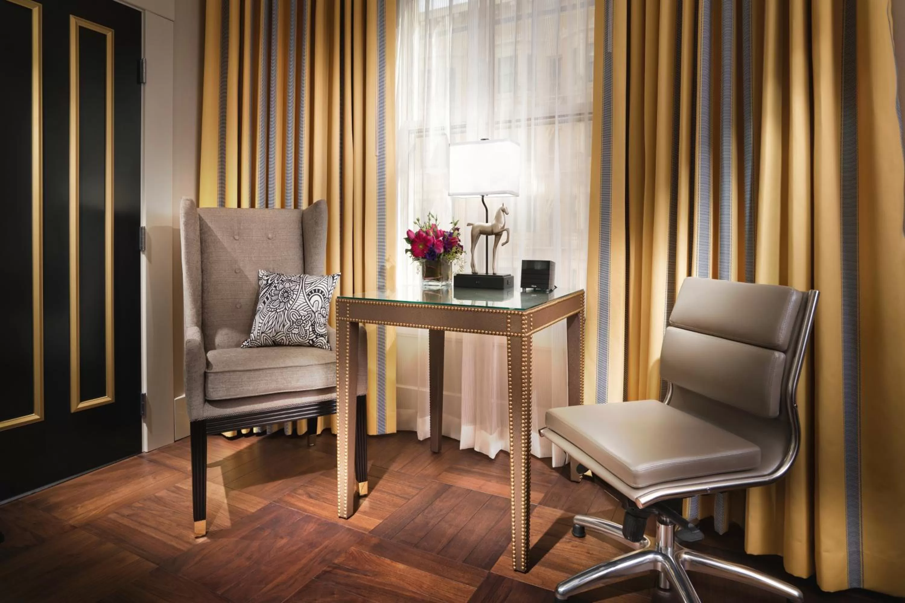 Seating area in Staypineapple, An Elegant Hotel, Union Square