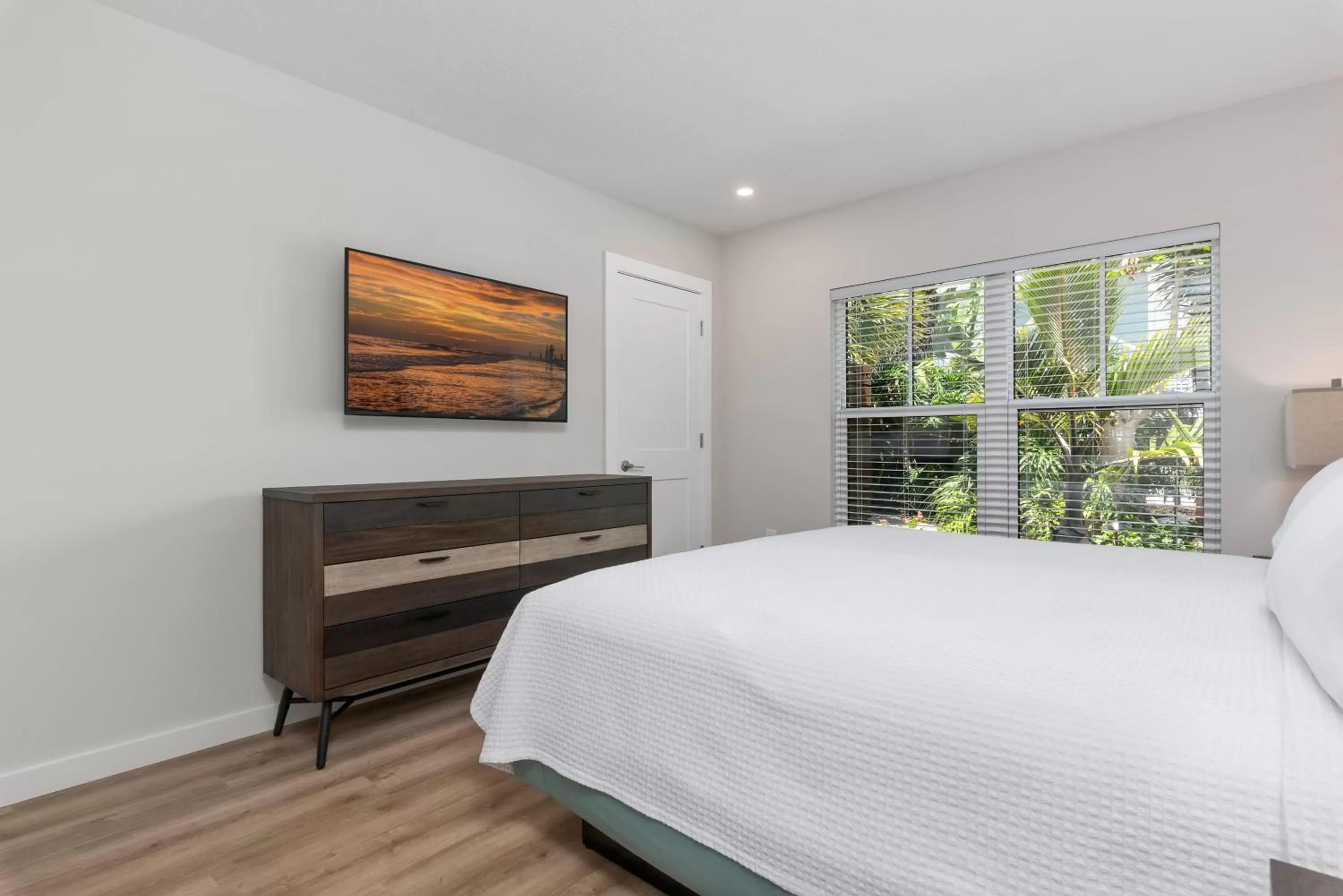 Bed in Escape Coastal Resort on Casey Key