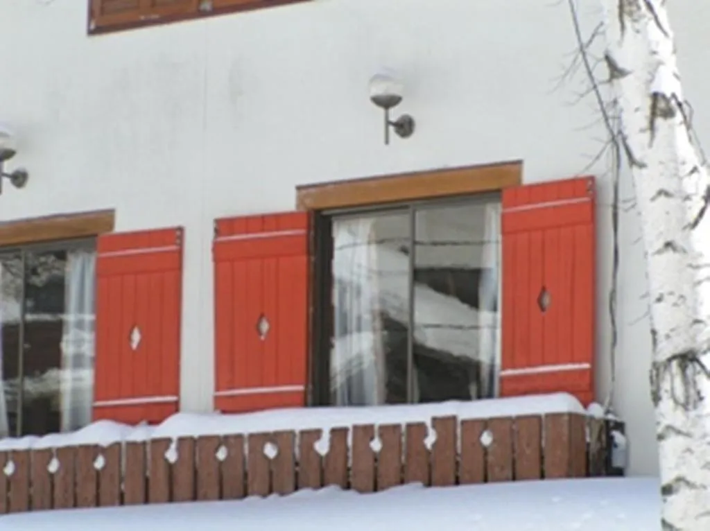 Facade/entrance in Madarao Elm Pension