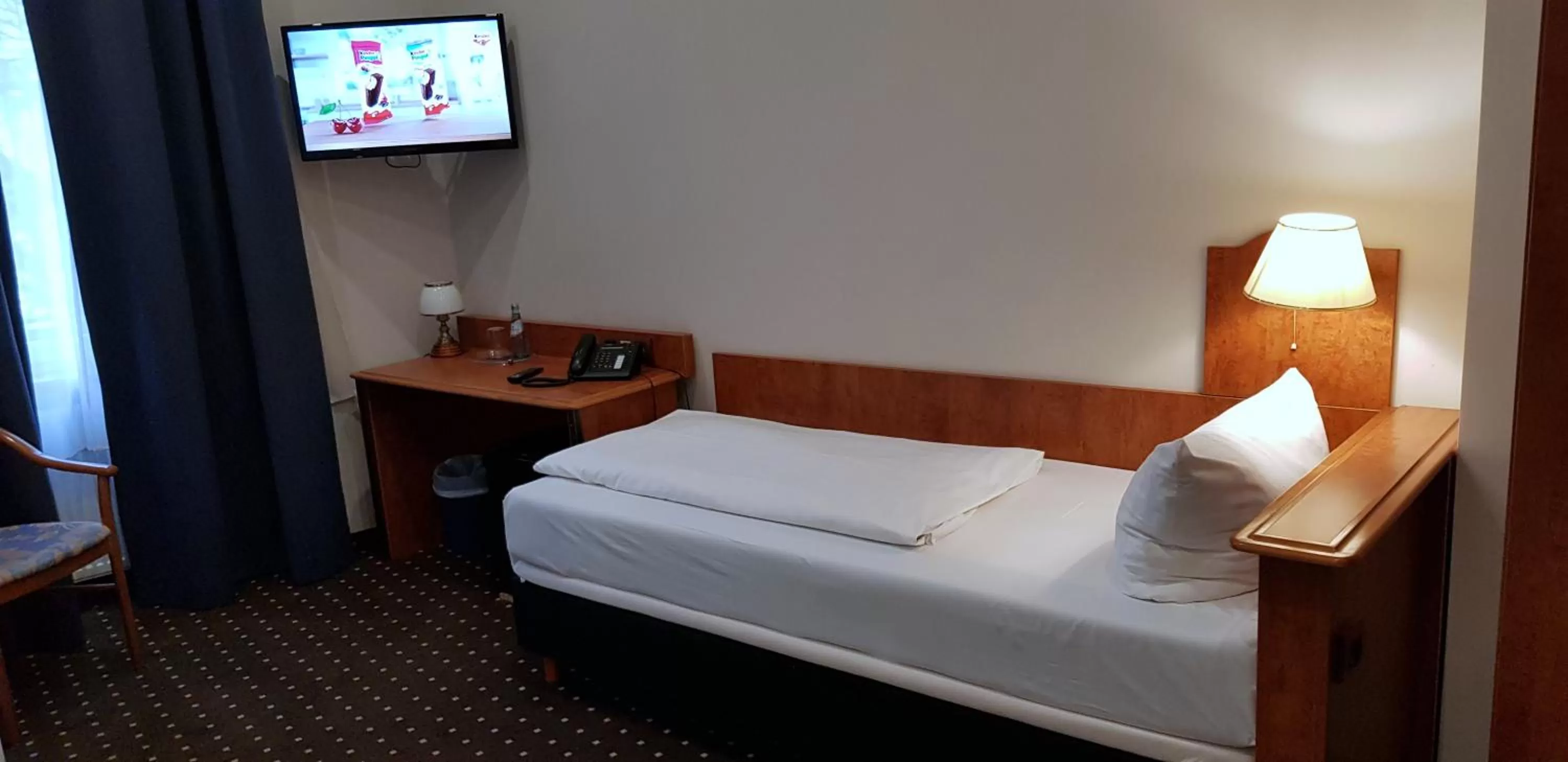 Bed in Hotel Zeil