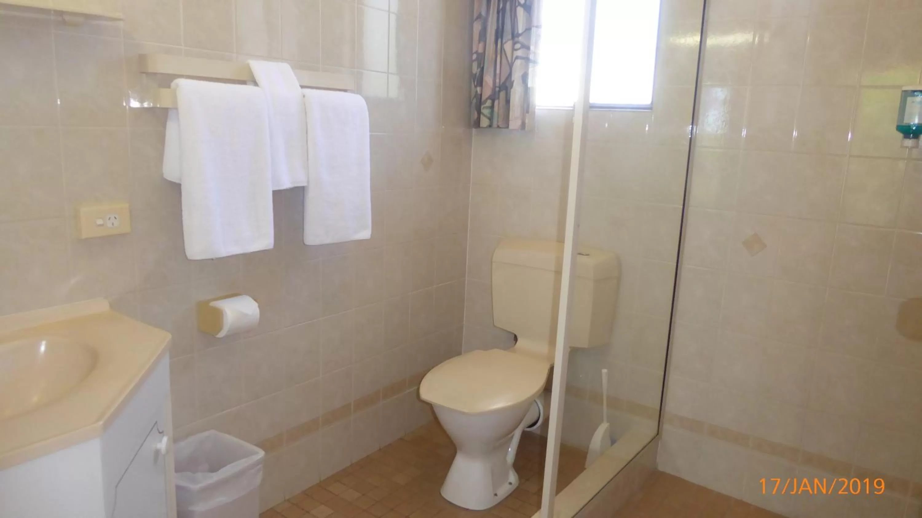 Bathroom in Tower Court Motel - adults only haven