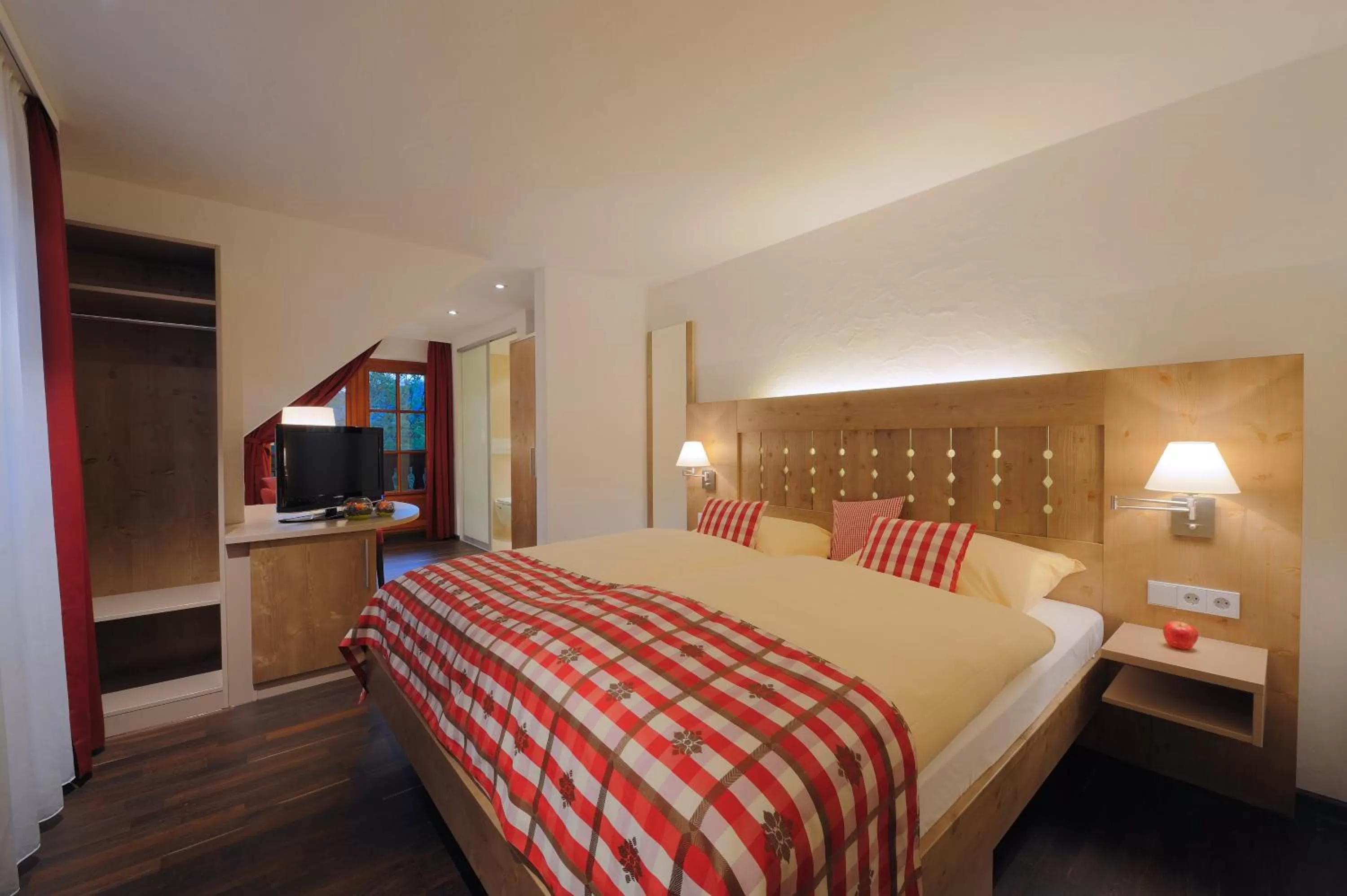 Photo of the whole room, Bed in Alemannenhof - Boutique Hotel am Titisee