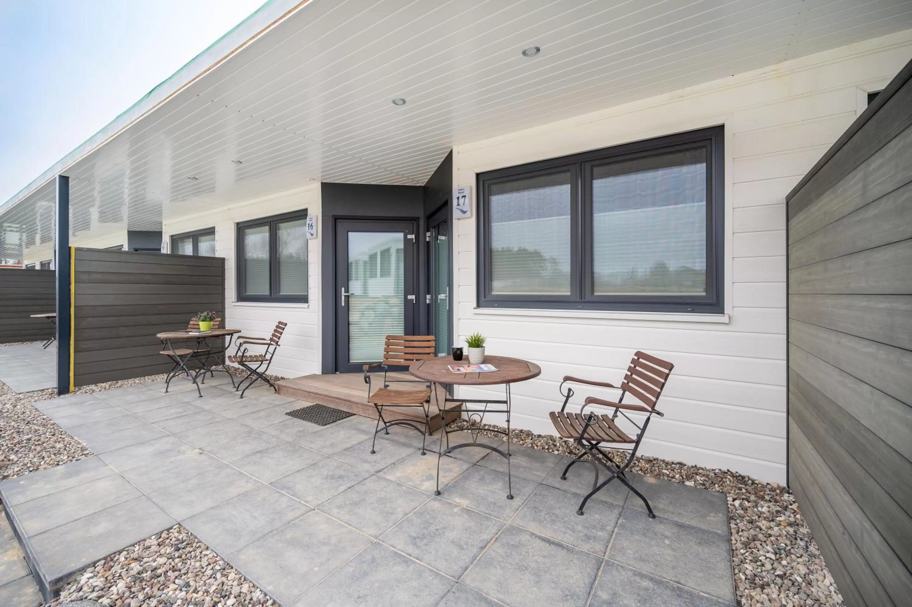 Facade/entrance in Marina Martinshafen