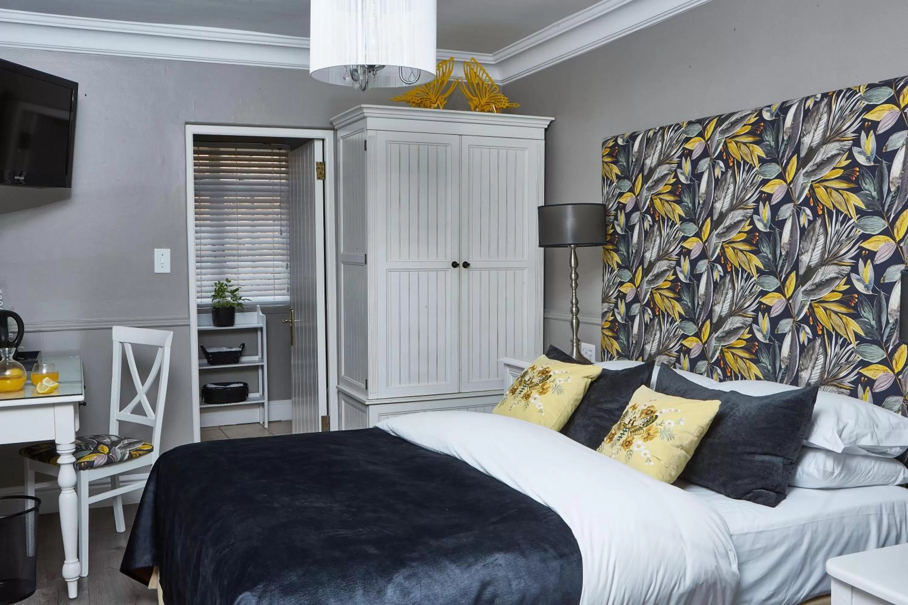 Bed in The Devon Valley Hotel