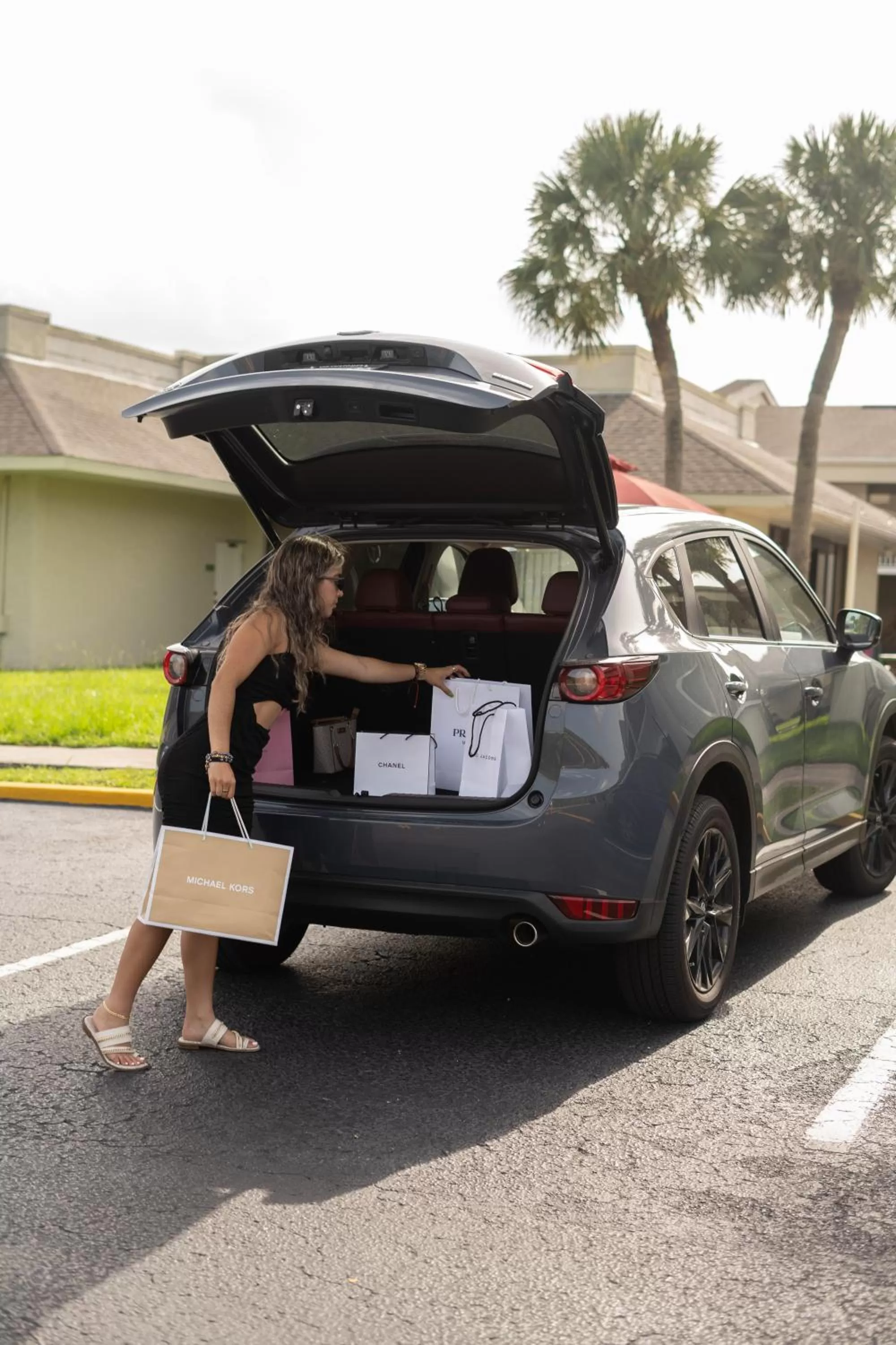 People in Hotel Room Near Disney 4 People