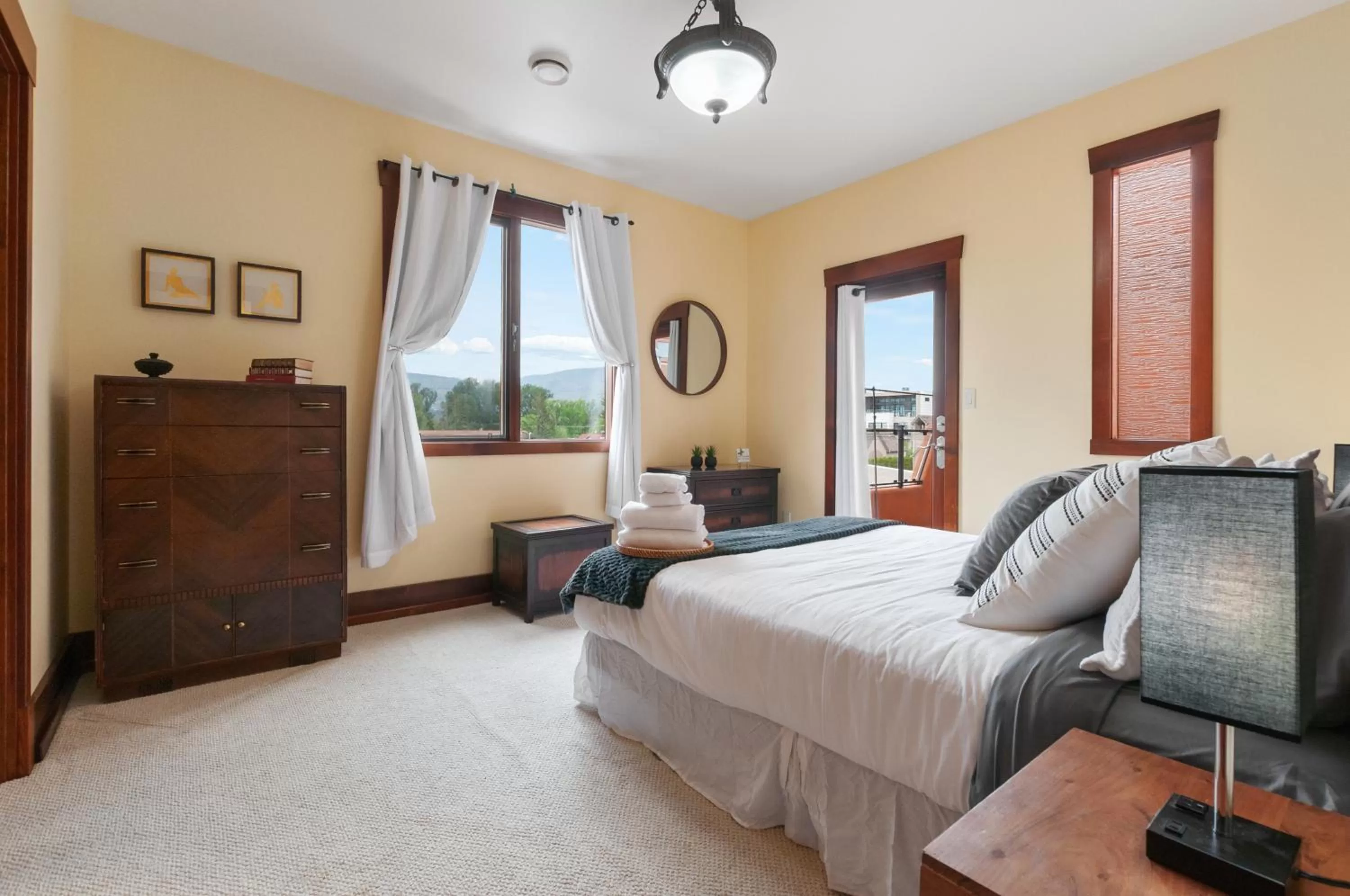 Bed in Casa Grande Inn & Suites