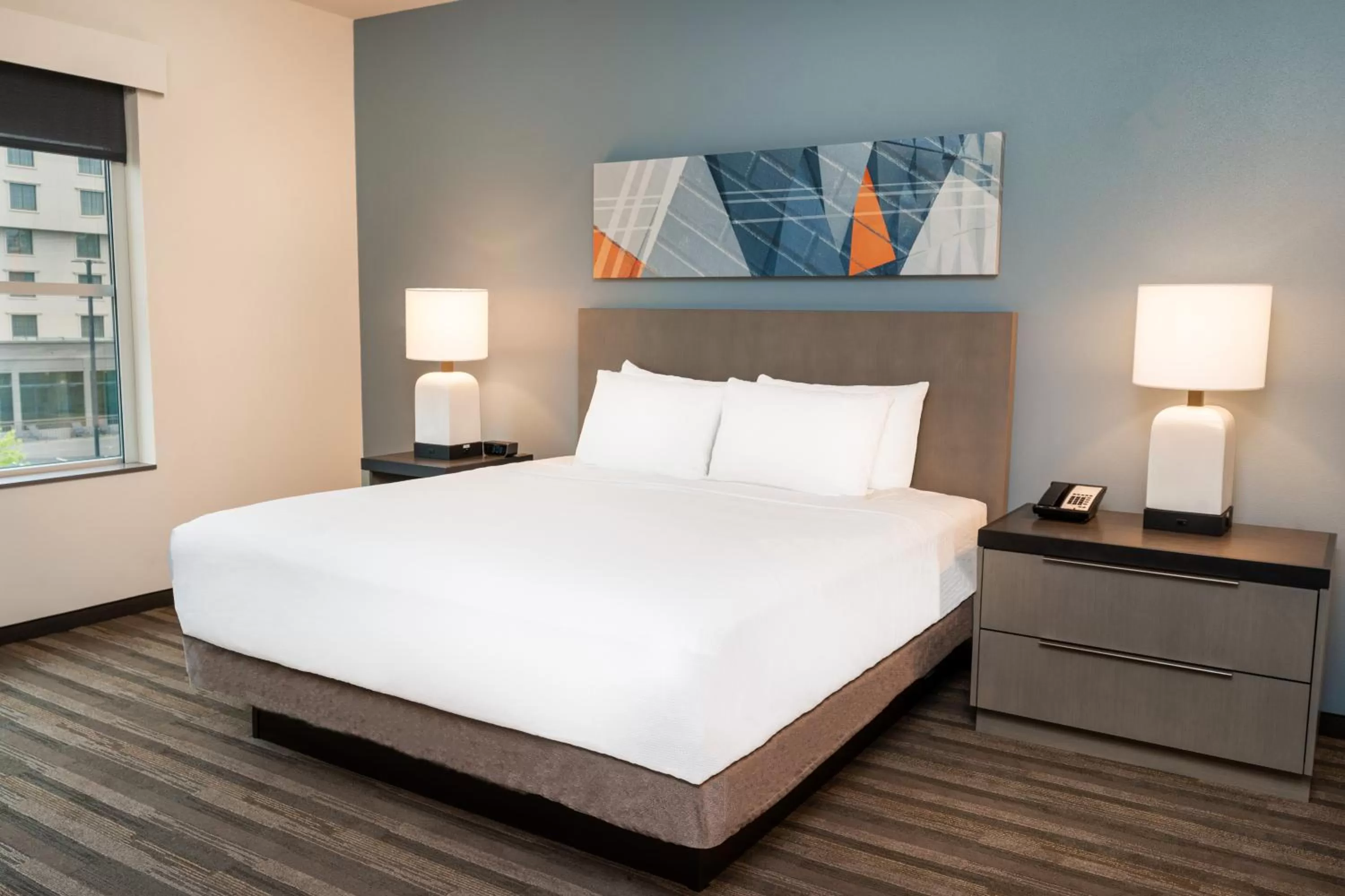 Bed in Hyatt House Nashville Airport