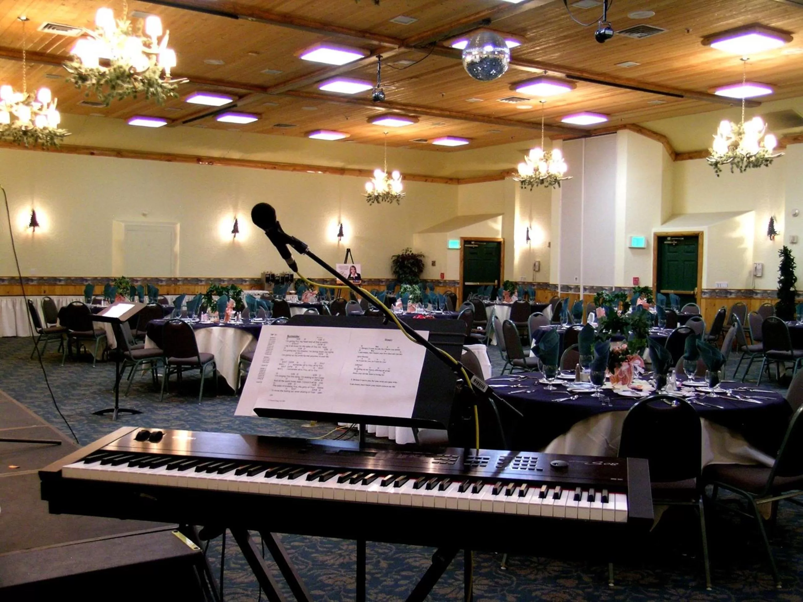 Meeting/conference room in Holiday Inn Resort The Lodge at Big Bear Lake by IHG