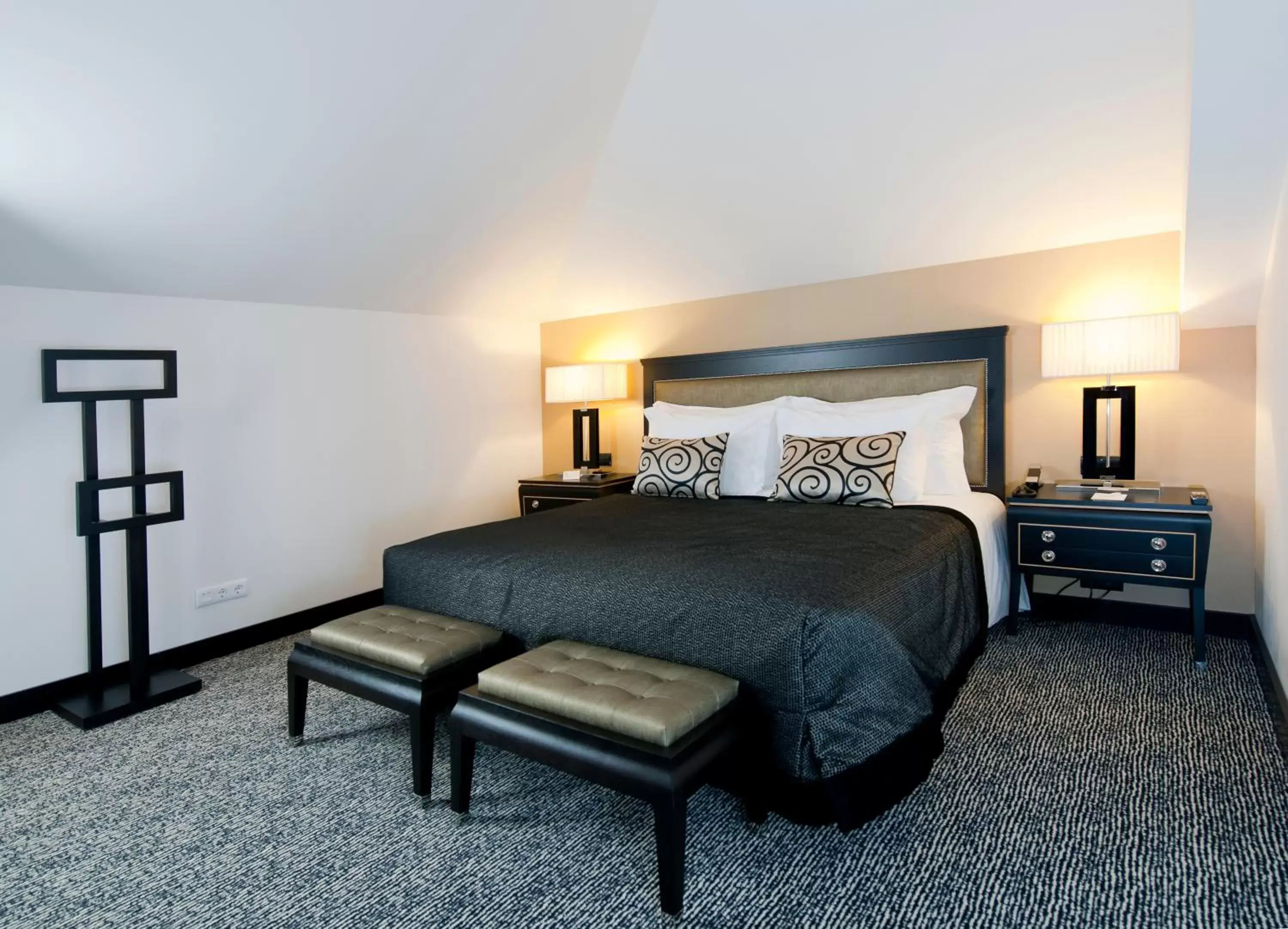 Suite in SANA Silver Coast Hotel Suite in SANA Silver Coast Hotel