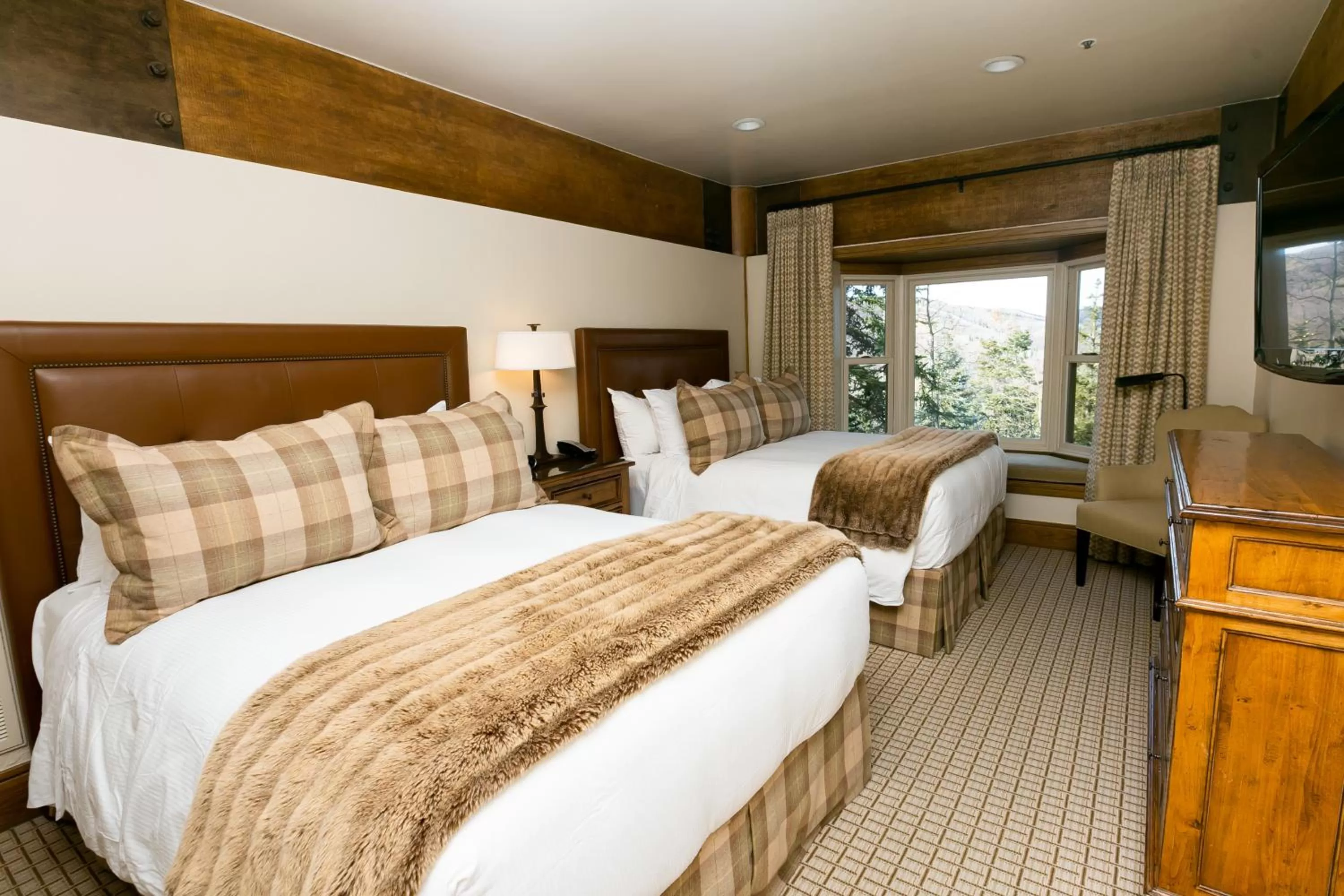 Bedroom, Bed in Stein Eriksen Lodge Deer Valley