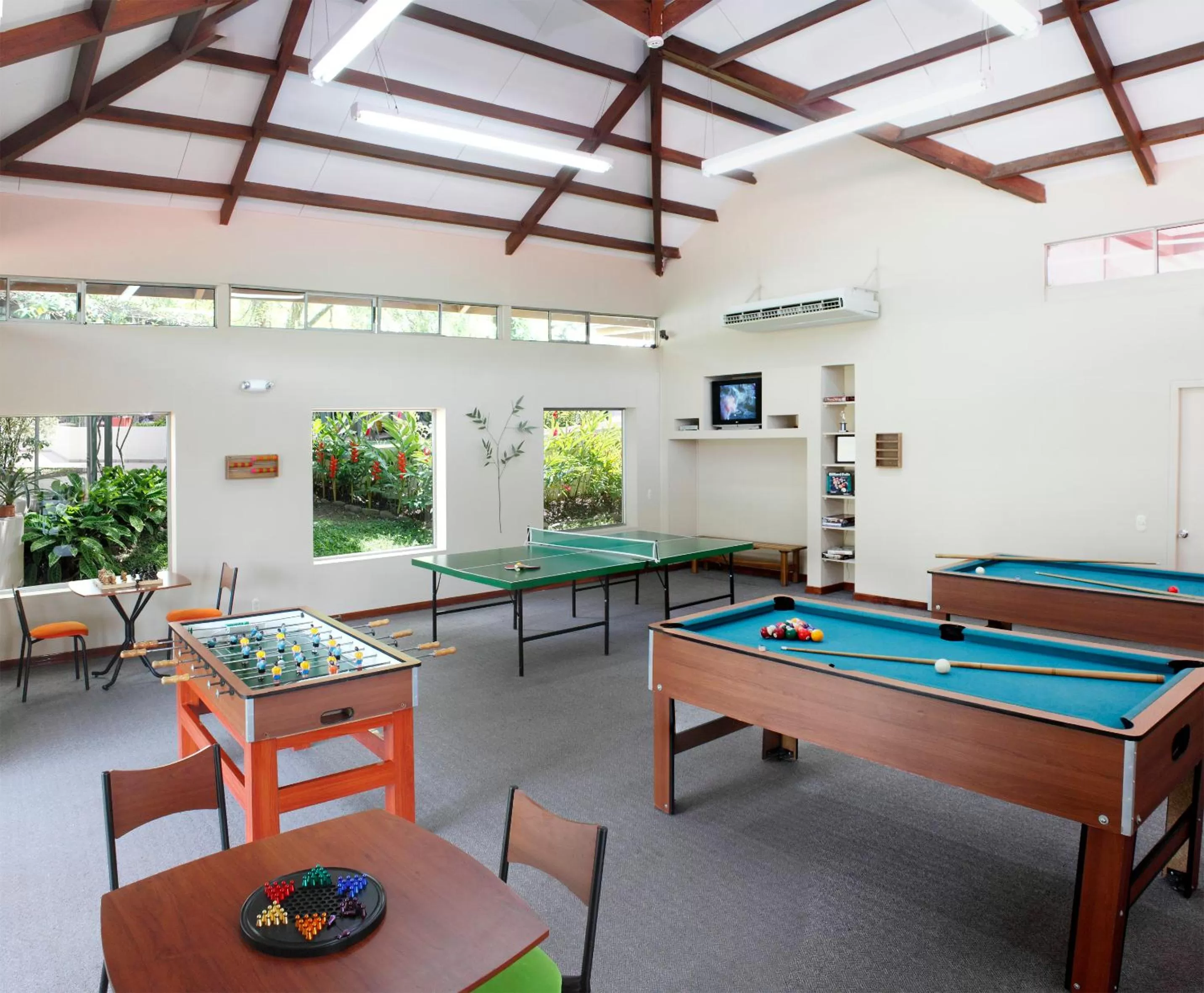 Billiard in Hotel Estelar Altamira