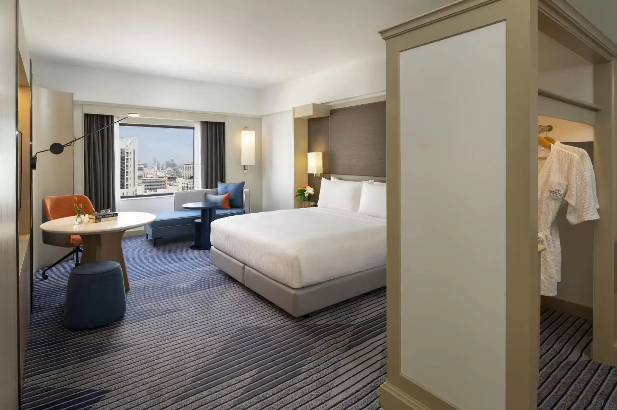 Crowne Plaza Bangkok Lumpini Park by IHG Crowne Plaza Bangkok Lumpini Park by IHG