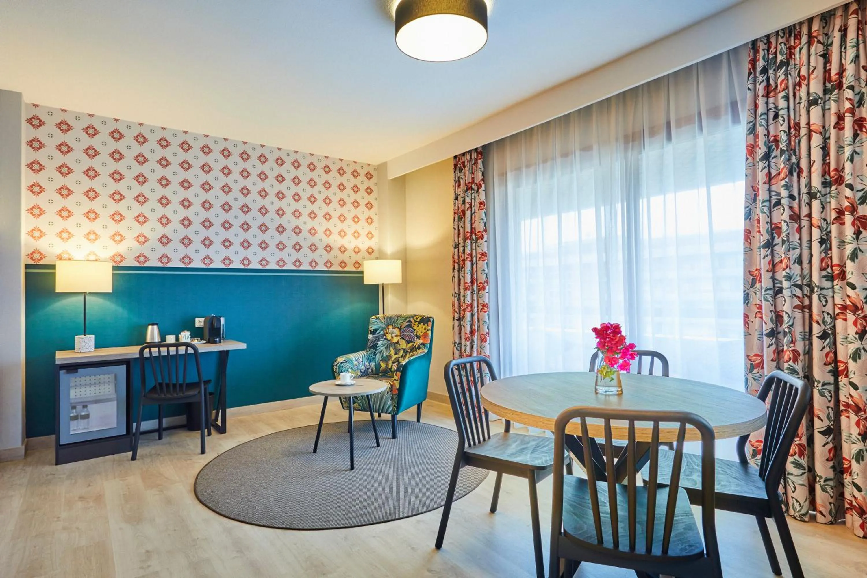 Living room in Hesperia Sevilla