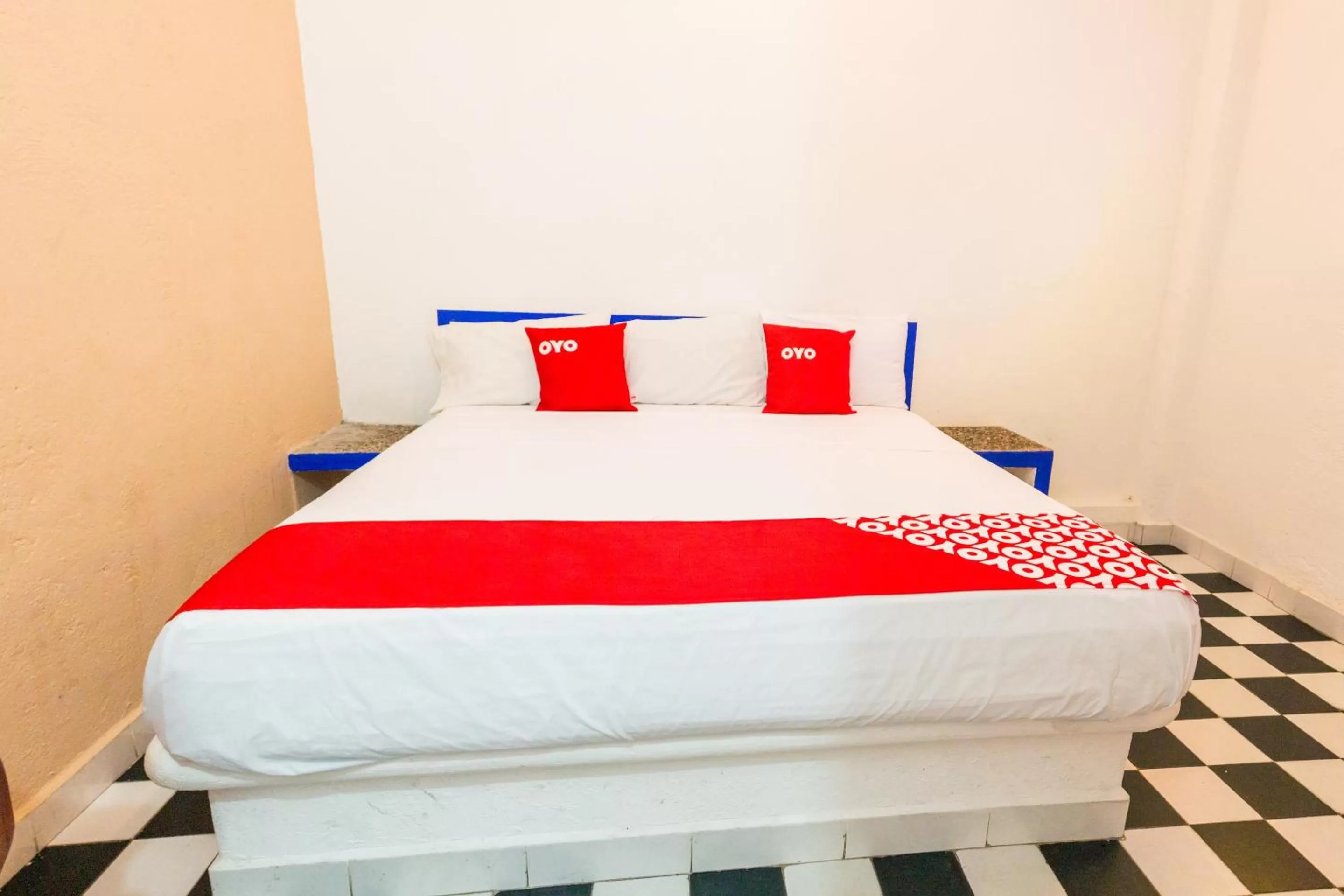 Bedroom, Bed in Hotel Isis