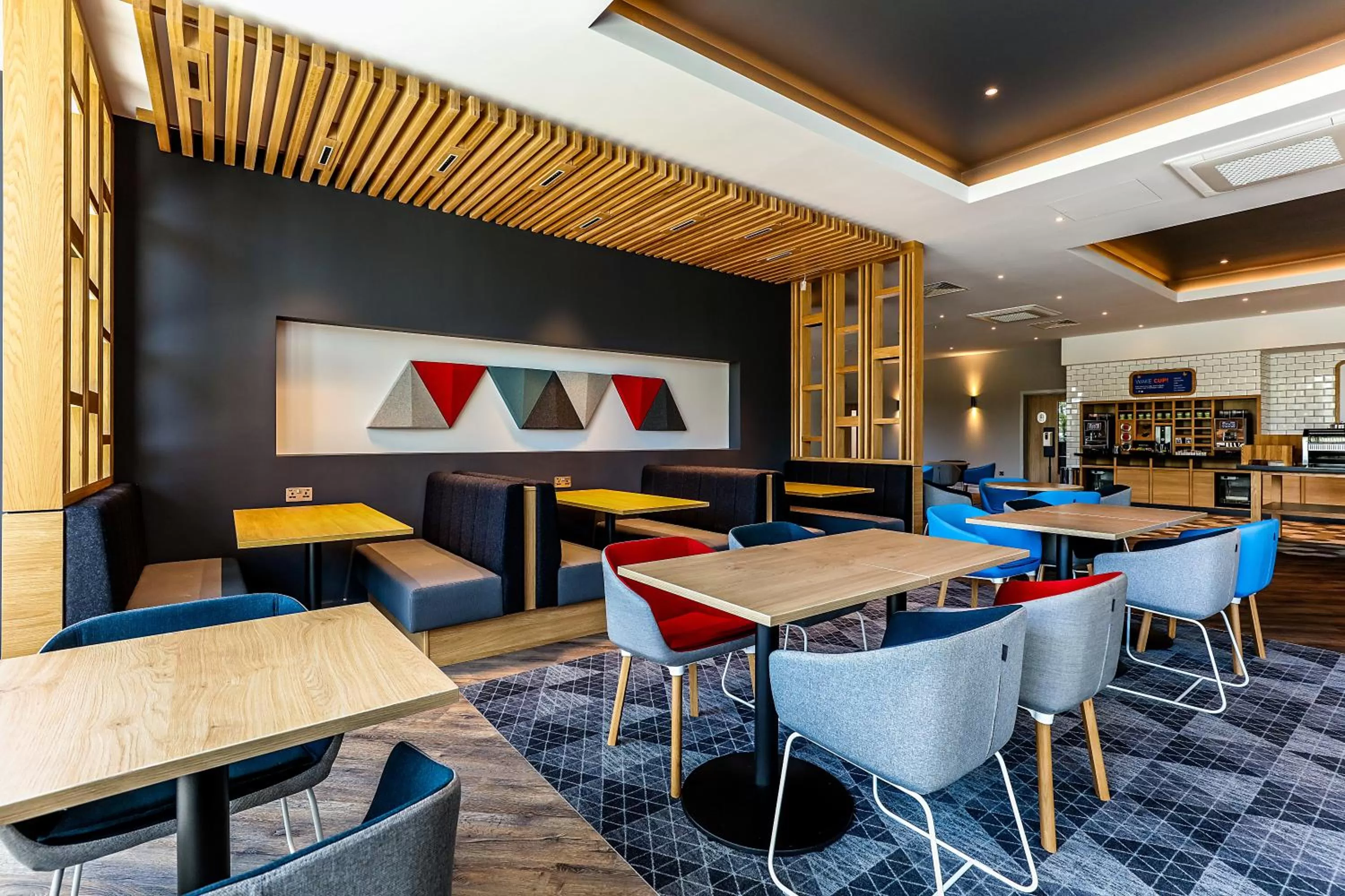 Restaurant/places to eat in Holiday Inn Express - Bicester, an IHG Hotel