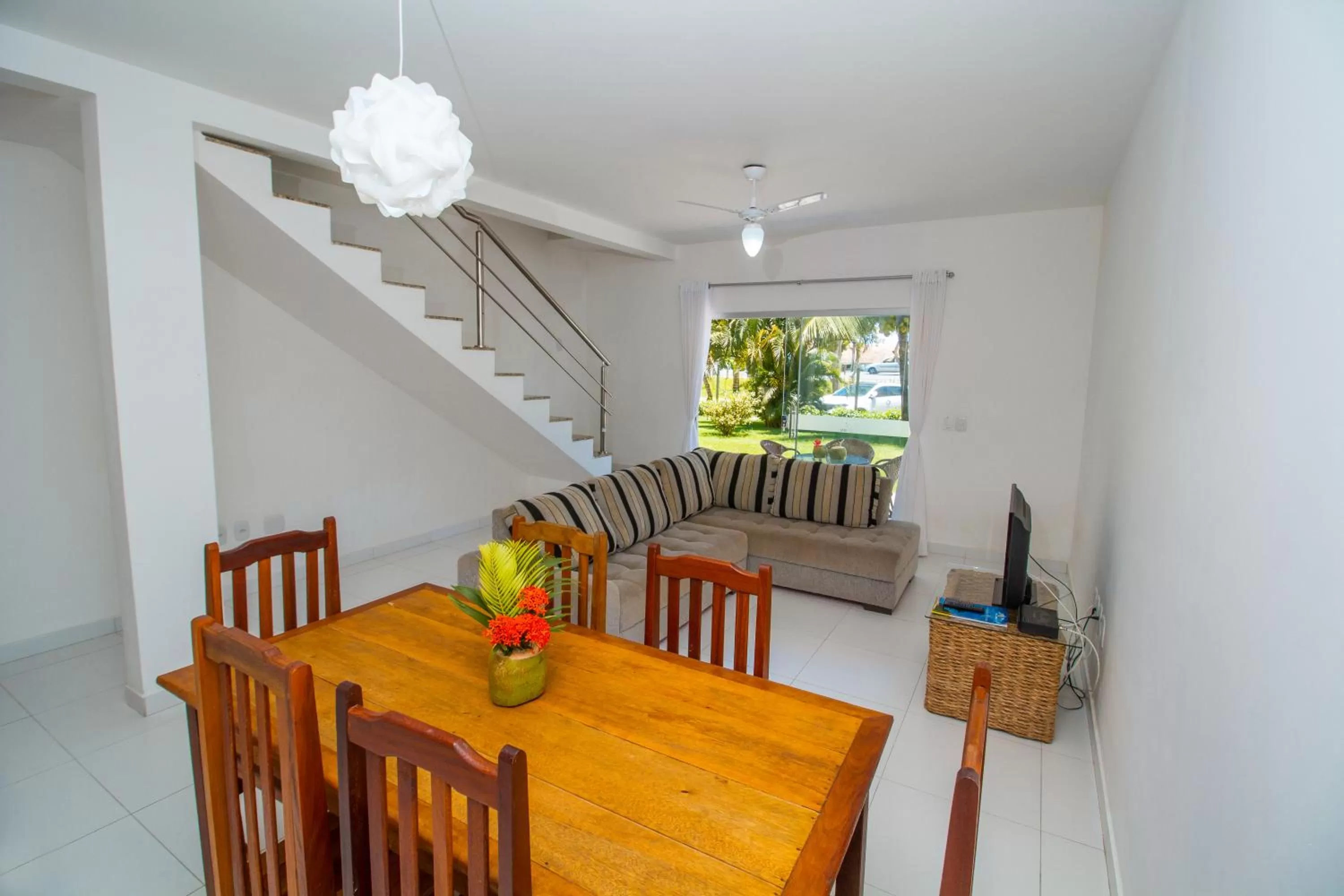 Dining Area in Porto Luar