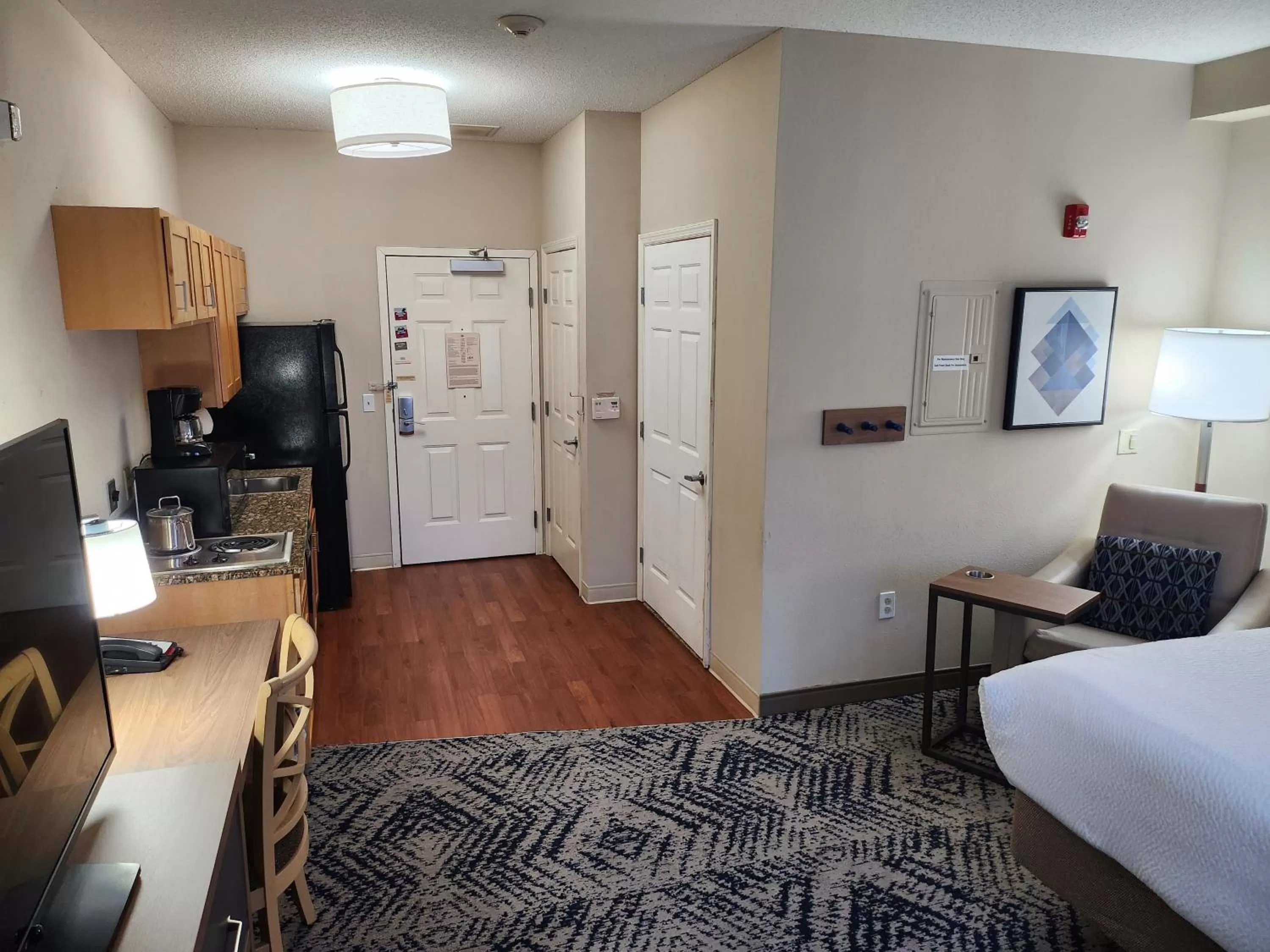 Photo of the whole room, Bed in Candlewood Suites Harrisburg I-81 Hershey Area by IHG