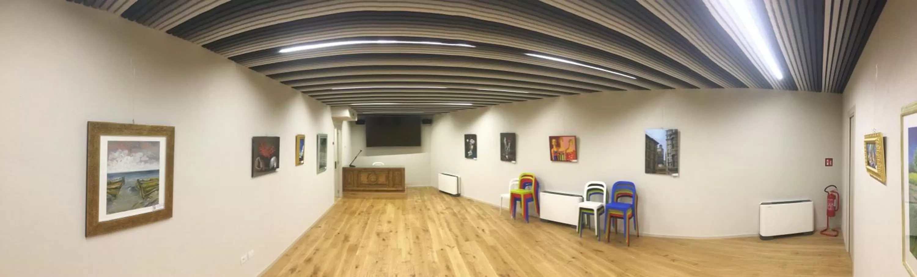 Business facilities in Albergo Centrale