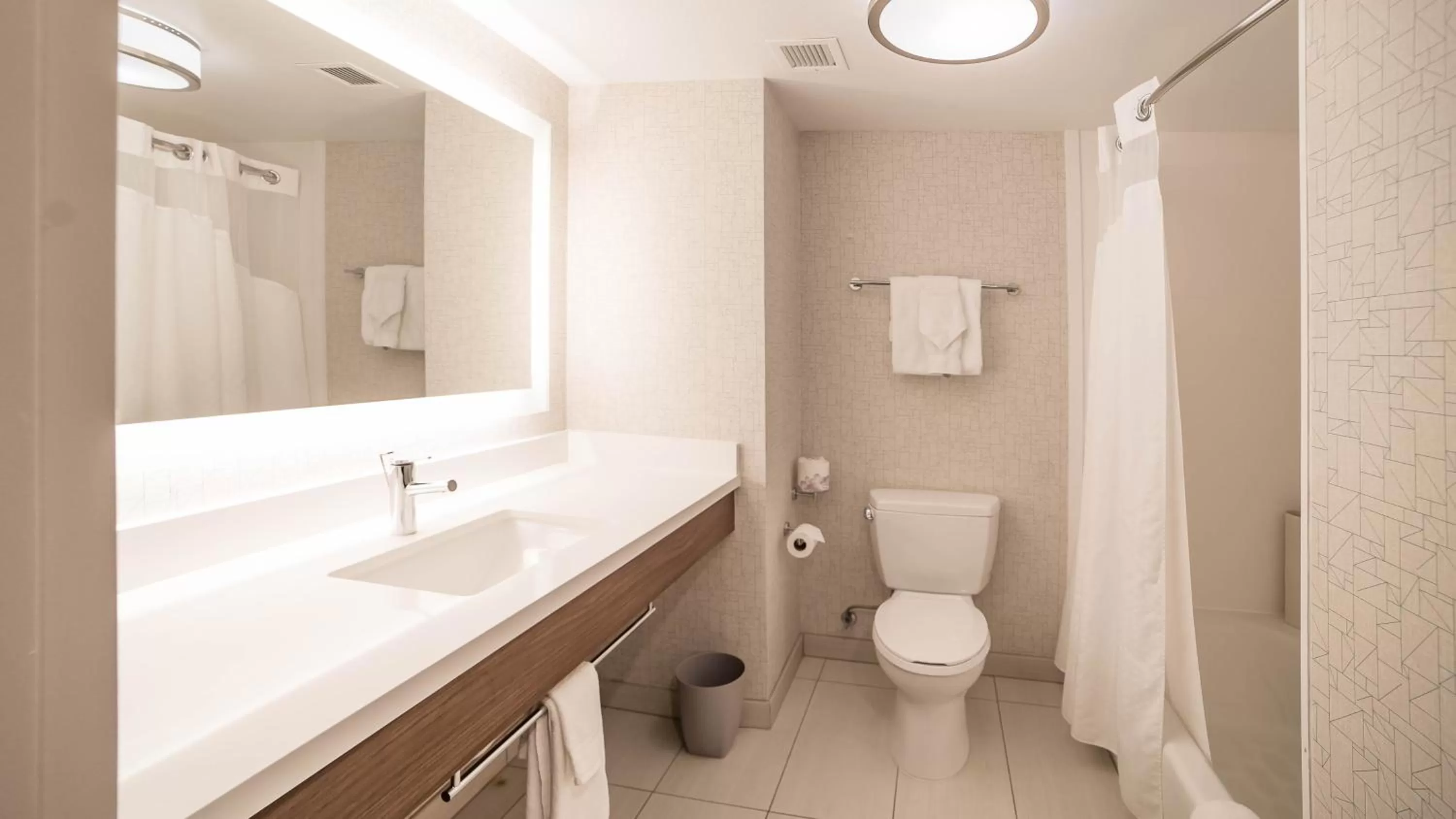 Bathroom in Holiday Inn Express Porterville by IHG