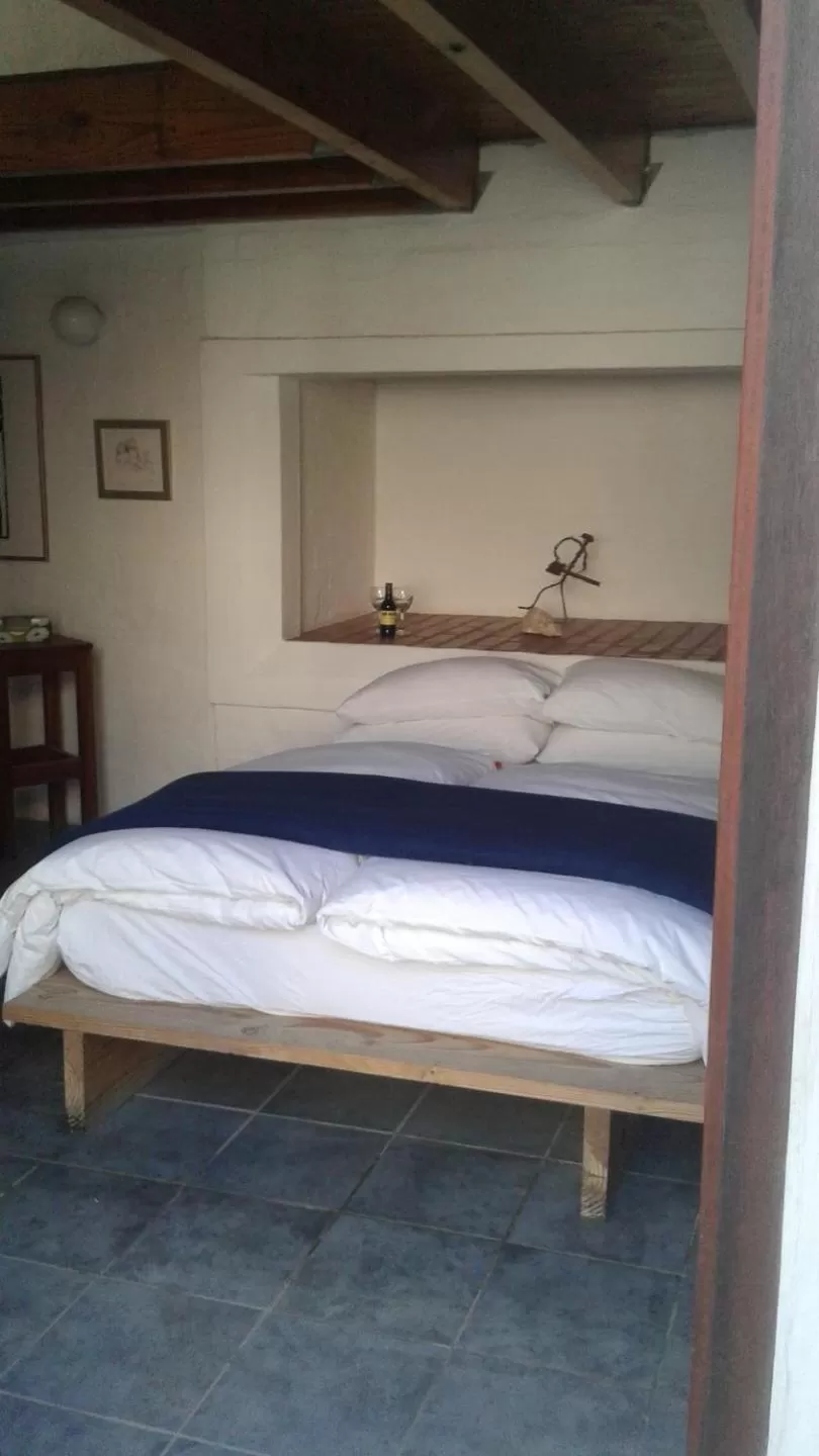 Bed in Alternative Space B & B