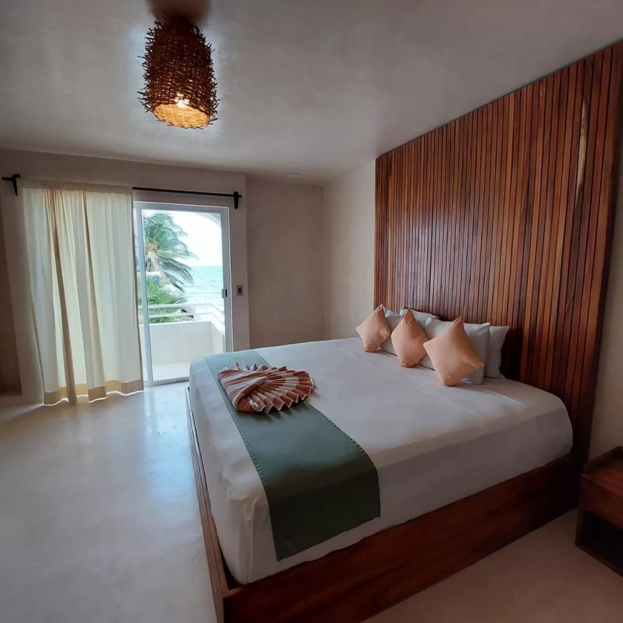Deluxe Double Room with Sea View in Luciana Hotel & Beach Club