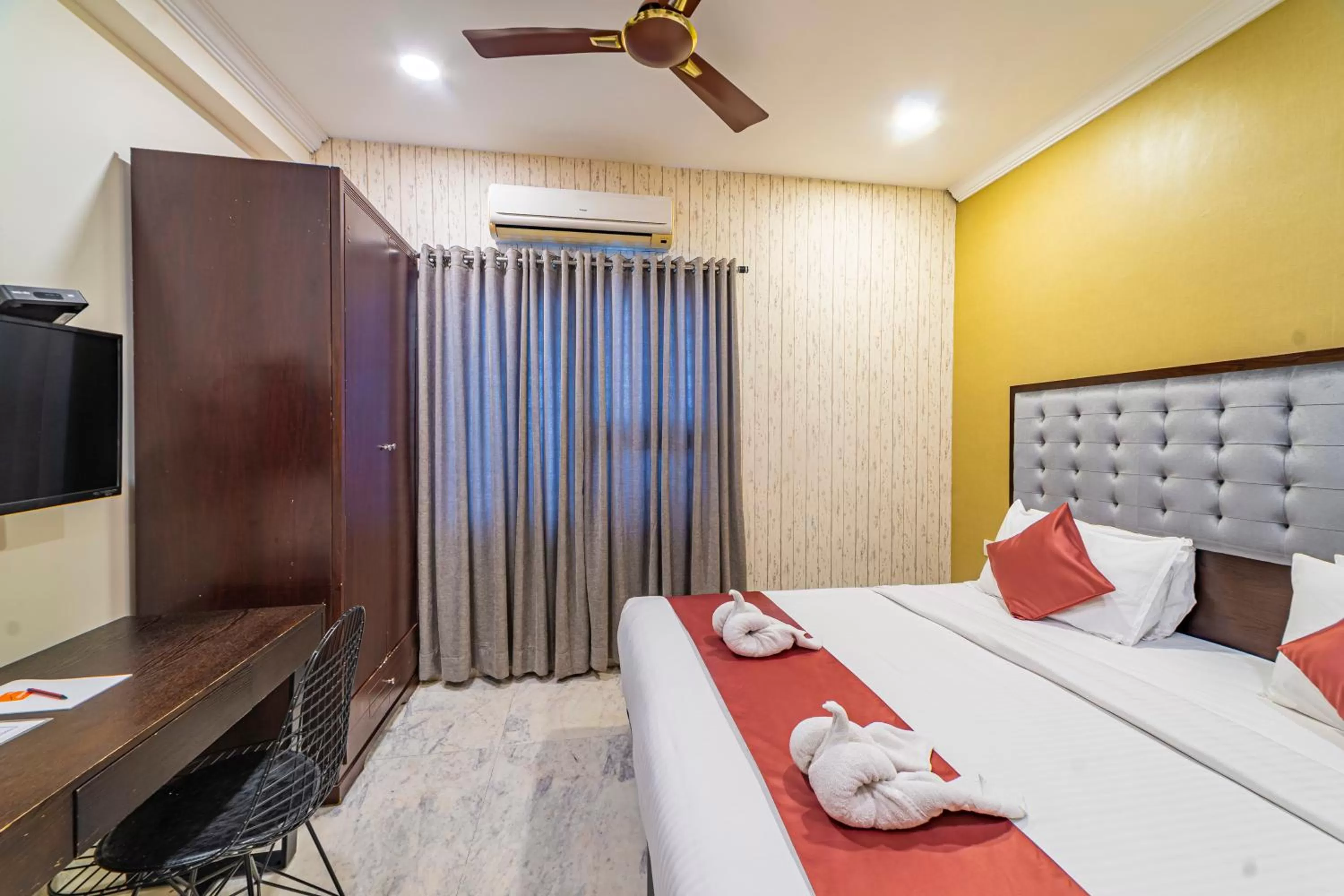 Bedroom, Bed in Hotel Athome & Serviced Apartments by Deccan Serai Hotels