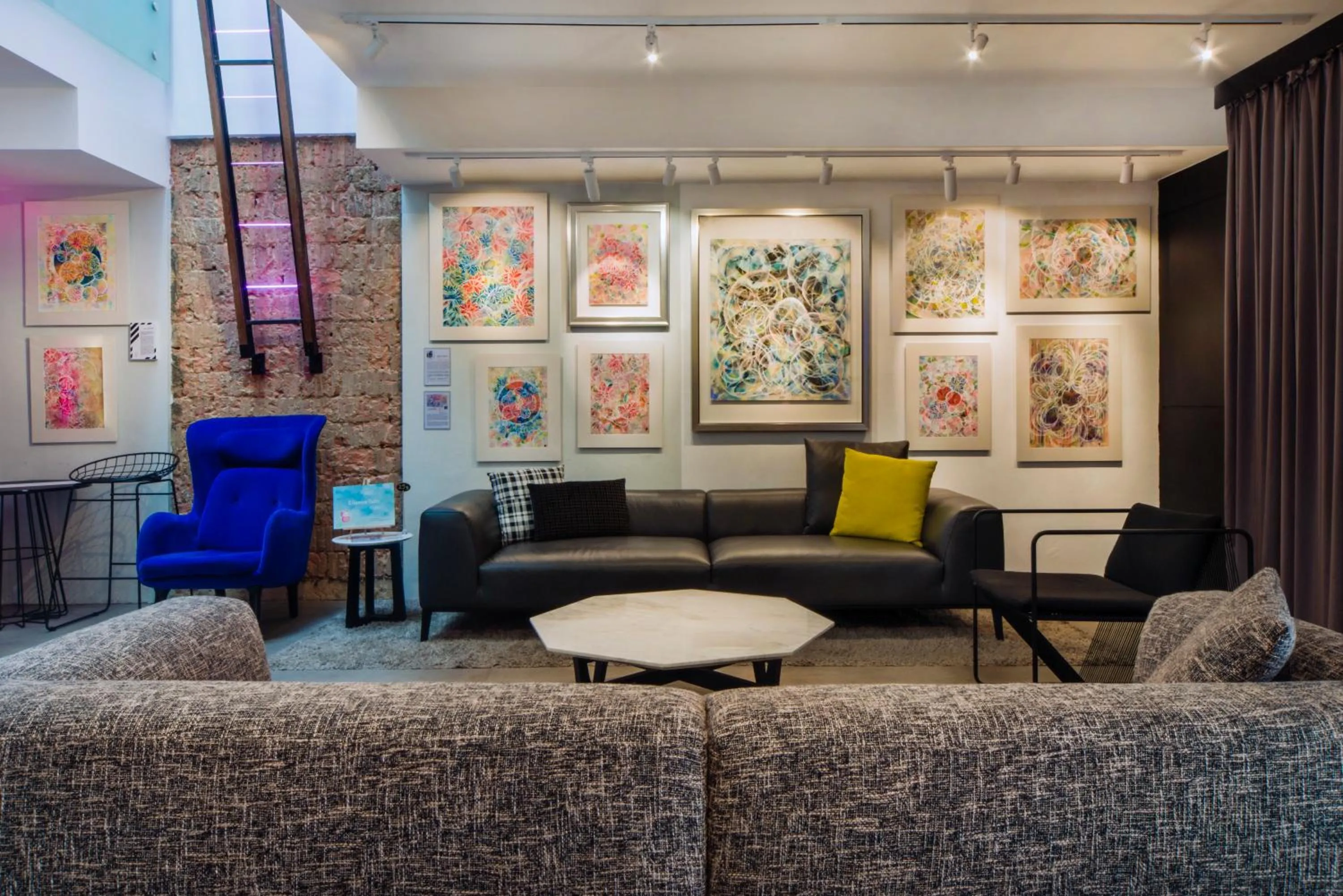 Lobby or reception, Seating Area in Hi Hotel