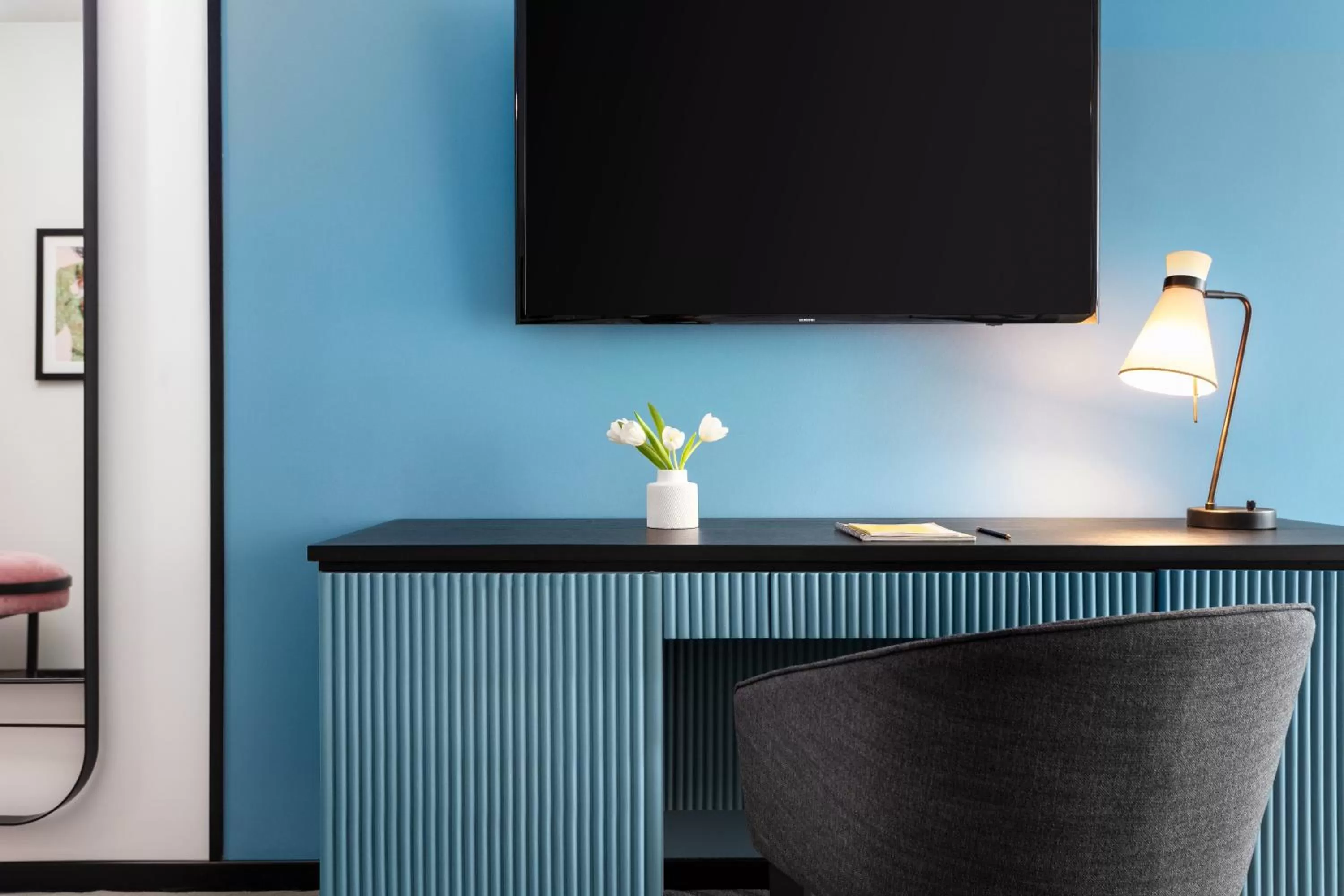 Photo of the whole room in Kimpton Hotel Fontenot by IHG