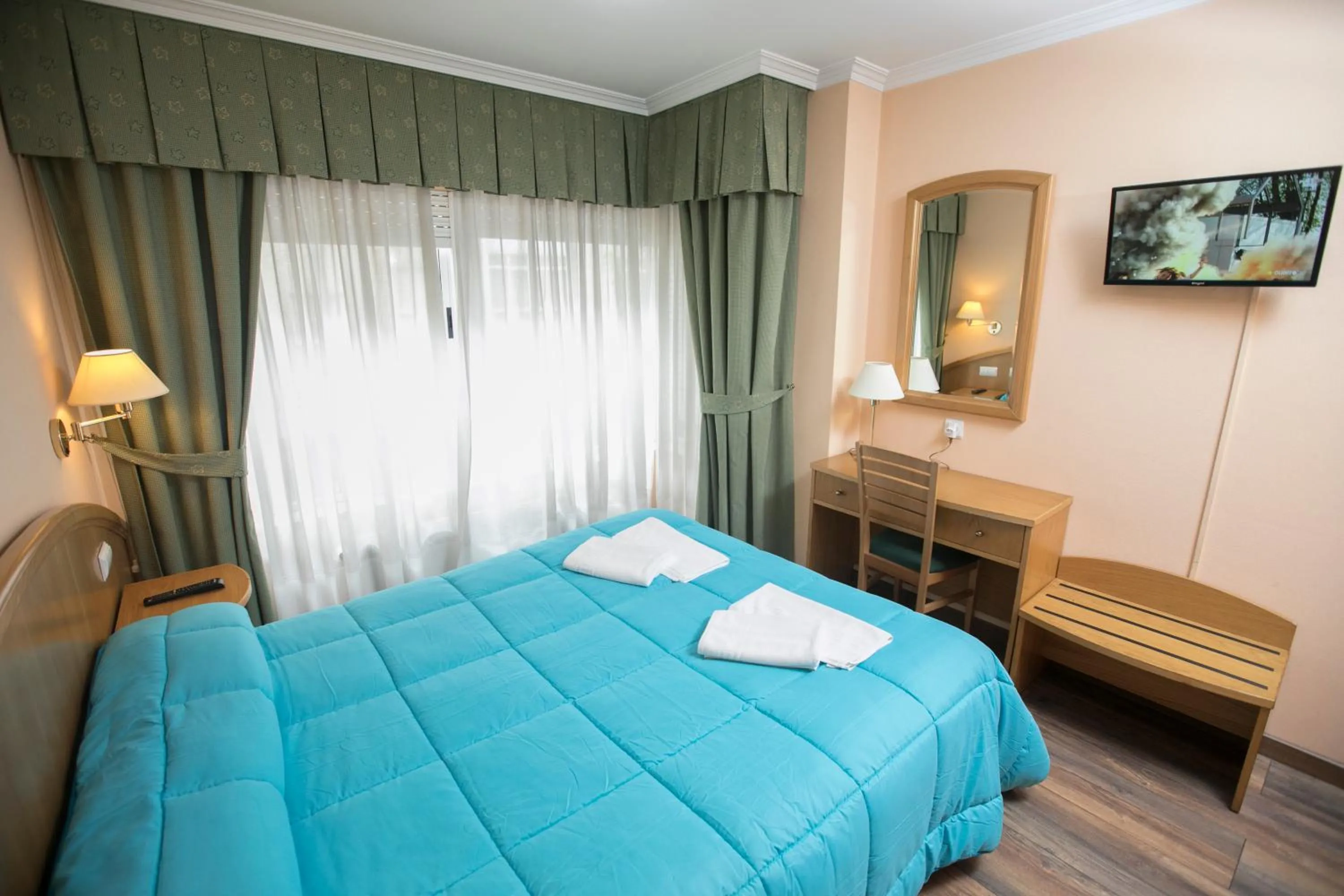 Photo of the whole room, Bed in Hotel PAYRO