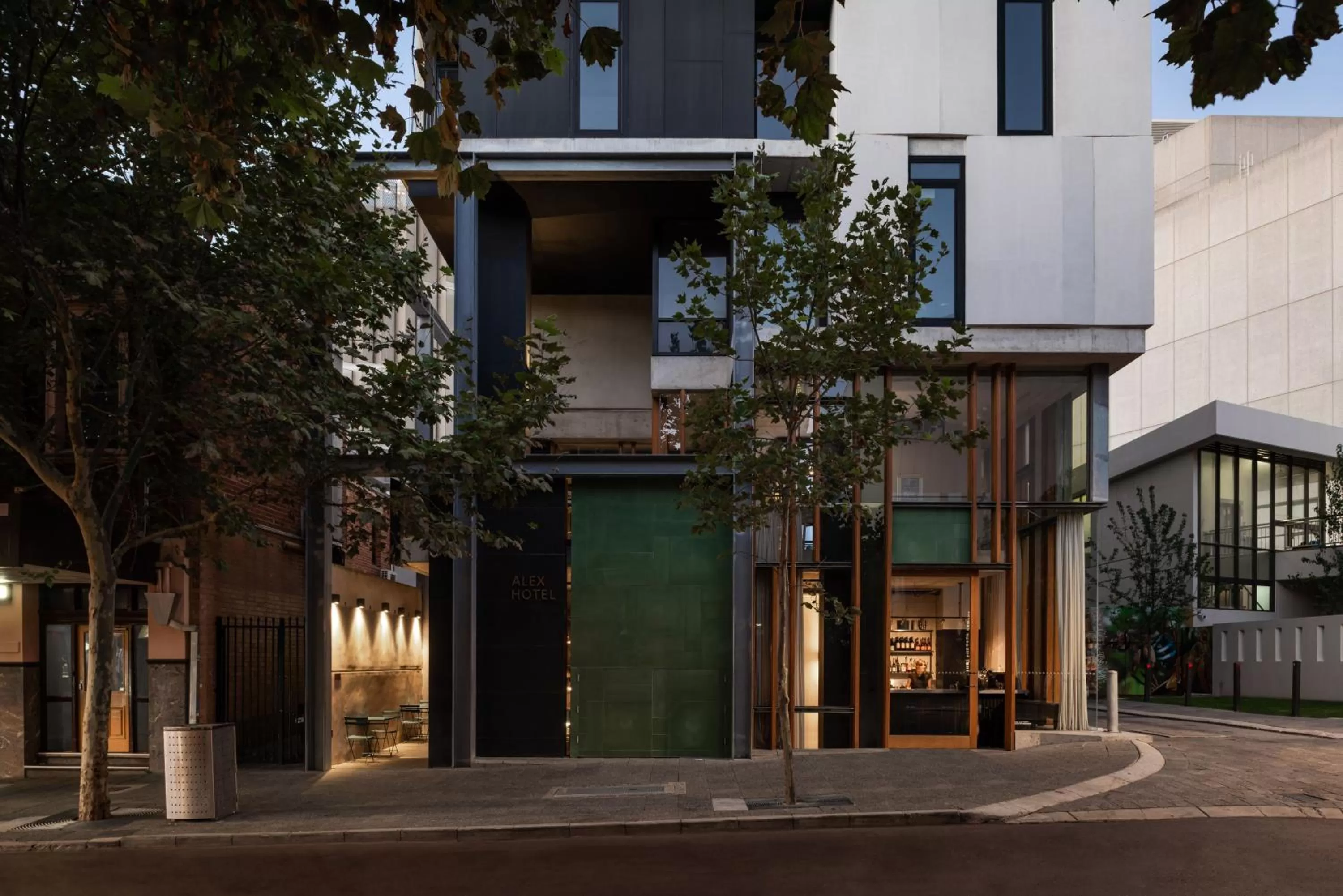 Facade/entrance in Alex Hotel