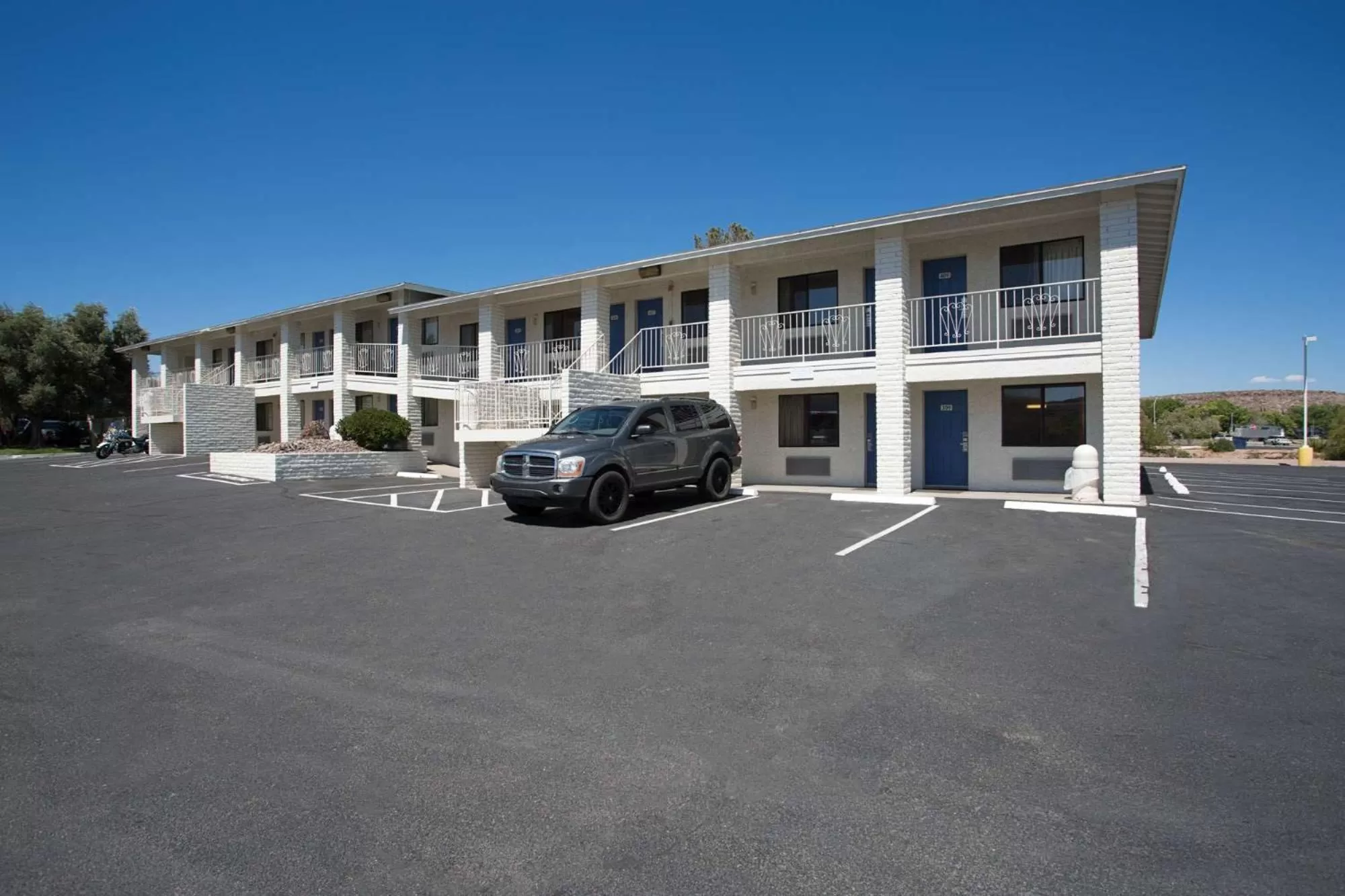 Property building in Motel 6-Kingman, AZ - Route 66 West