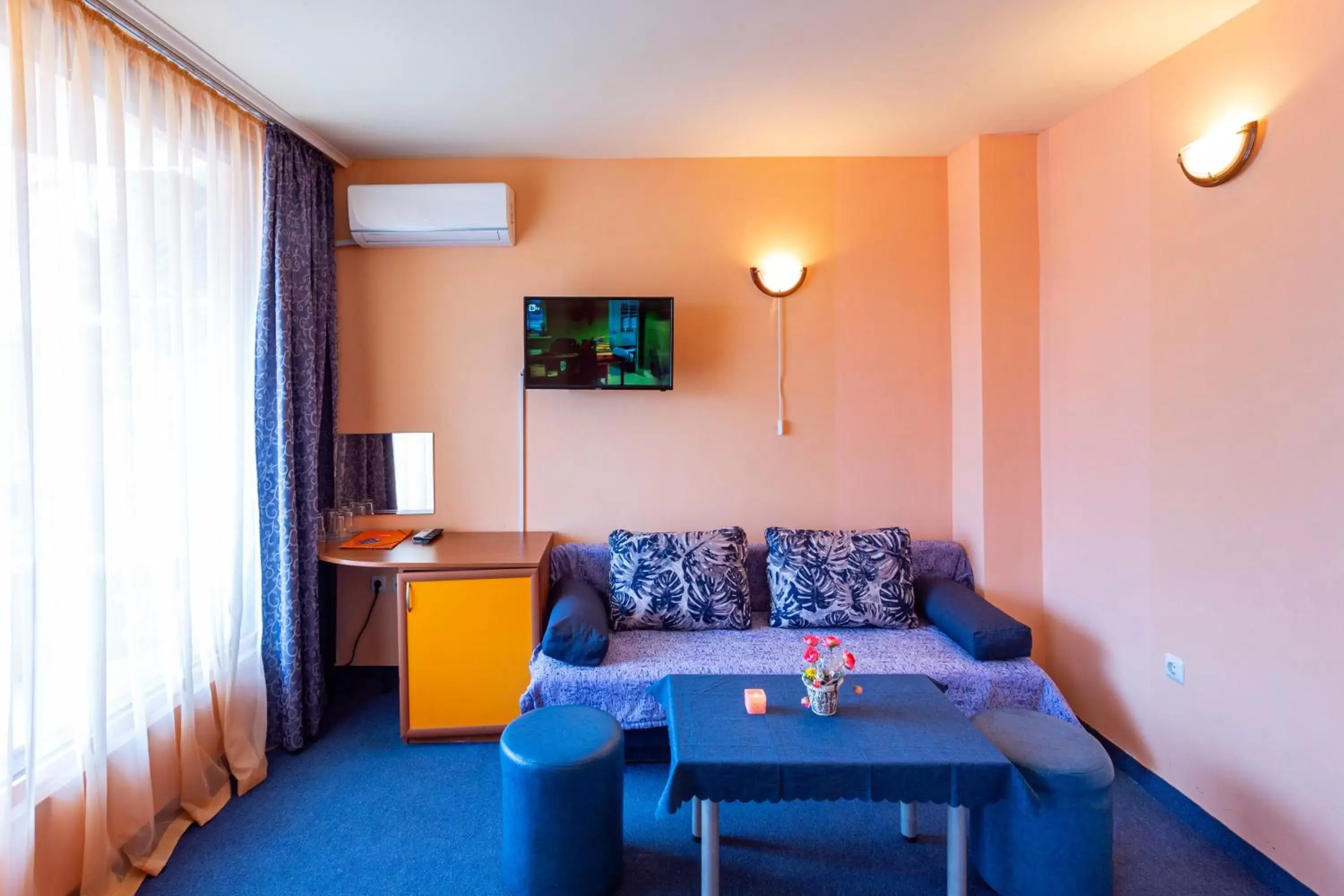 Family Room with Balcony and Sea View in Family Hotel Jemelly Family Room with Balcony and Sea View in Family Hotel Jemelly